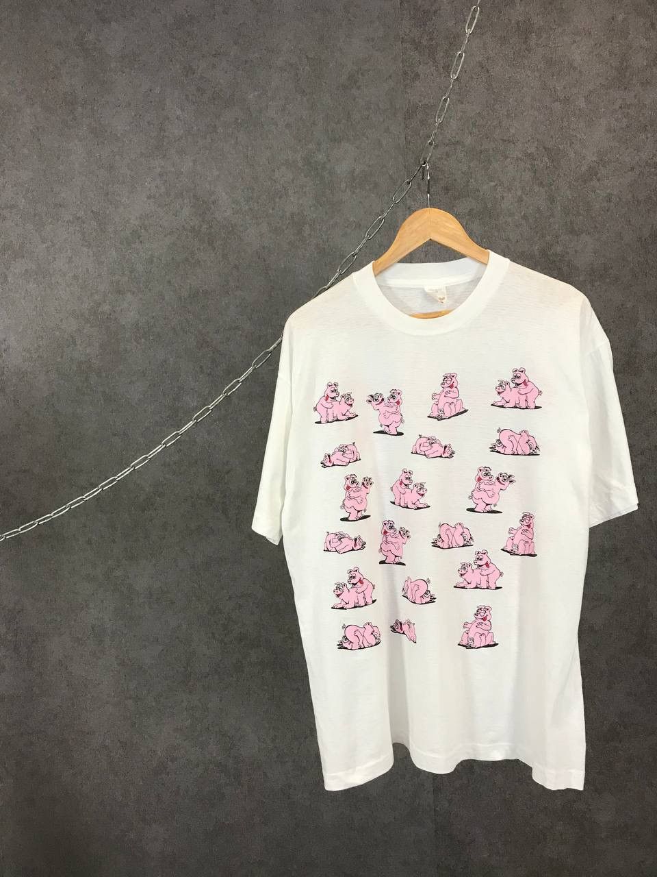 Other Sex pigs humor vintage tee Size US XL / EU 56 / 4 - 1 Thumbnail