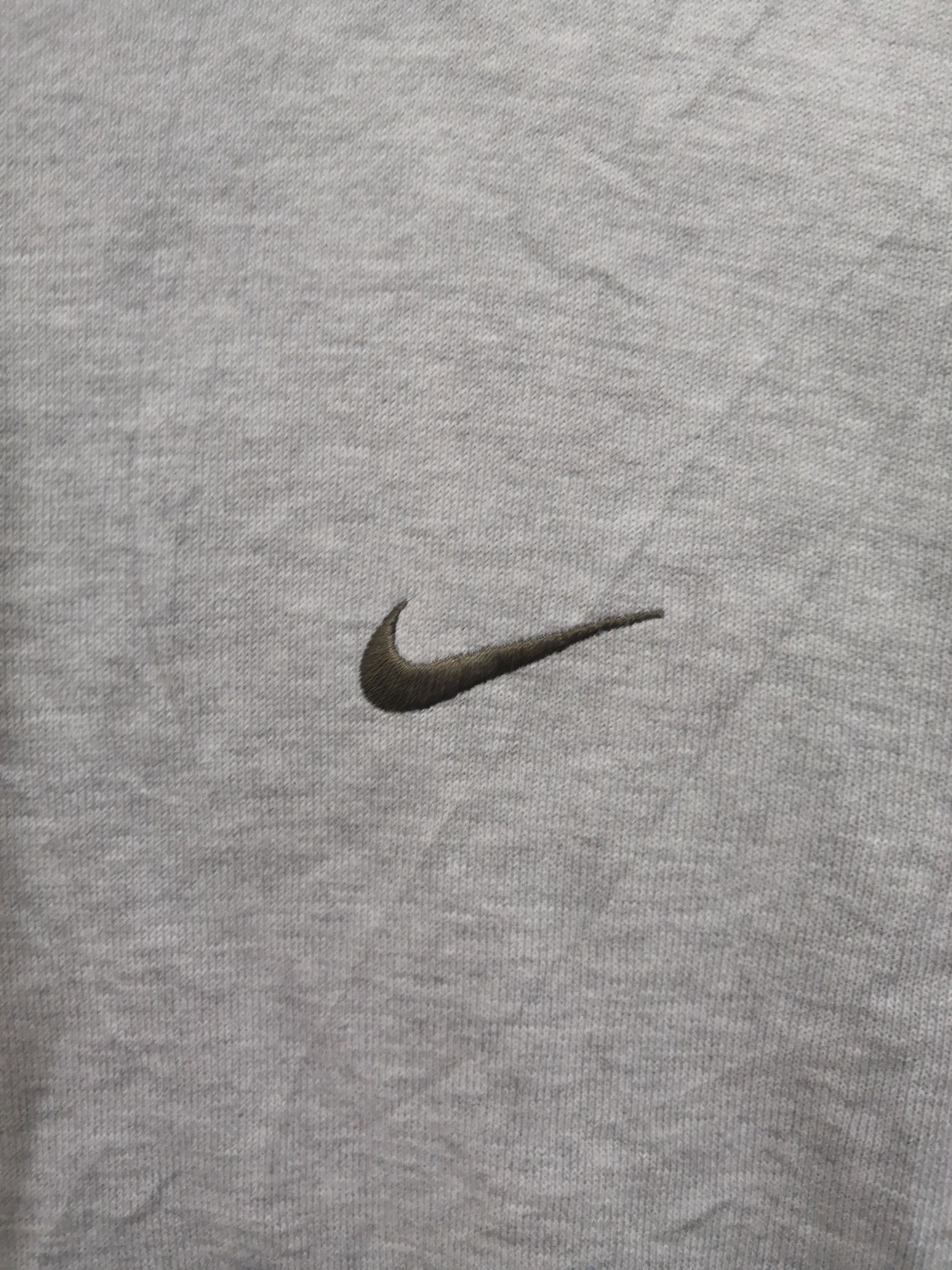 Nike × Vintage Vintage Nike Y2K Small Logo Distressed Hoodie Gray Size US M / EU 48-50 / 2 - 4 Thumbnail