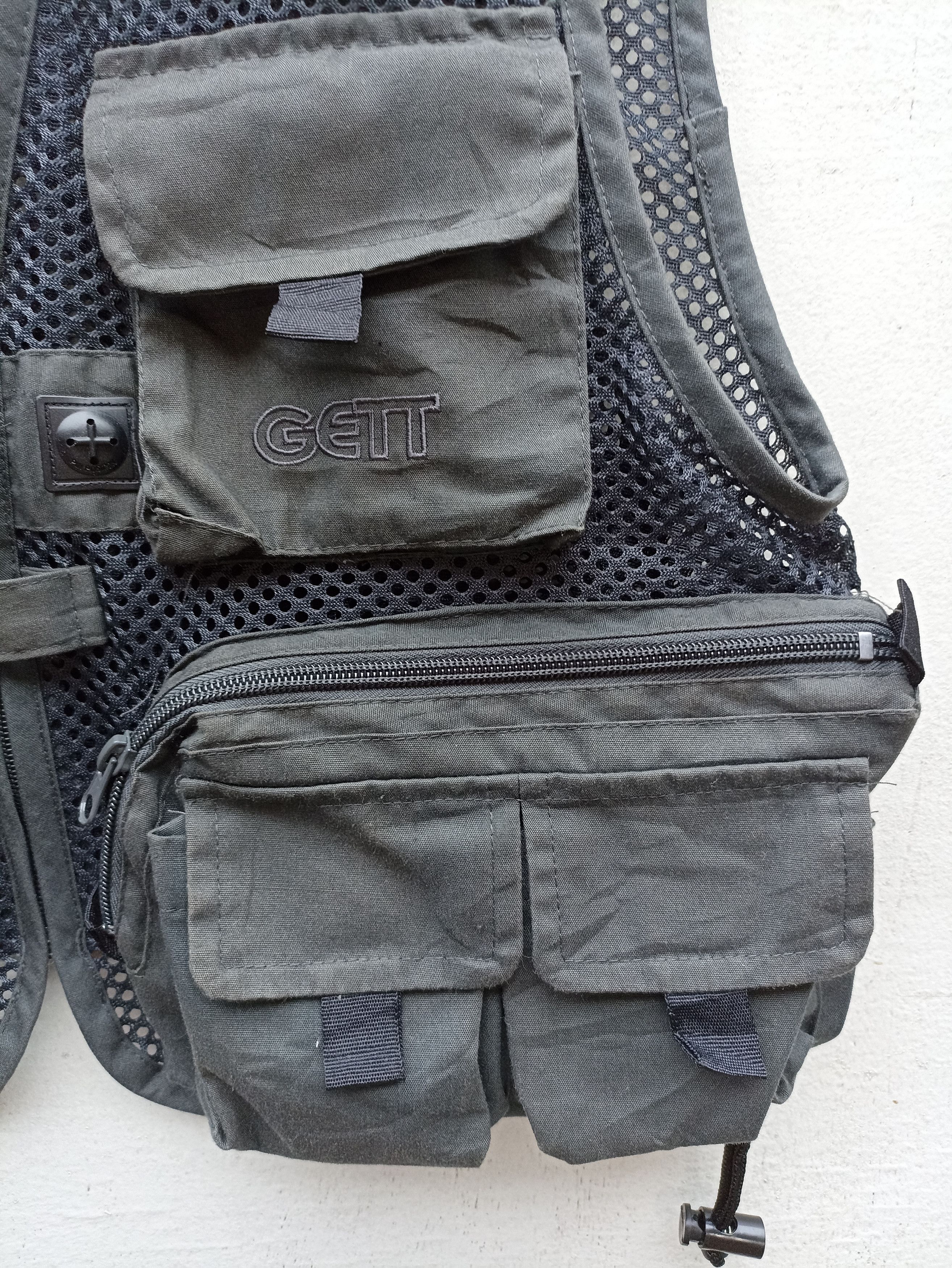 Japanese Brand Gett vest tactical fishing sport specialties Size US M / EU 48-50 / 2 - 3 Thumbnail