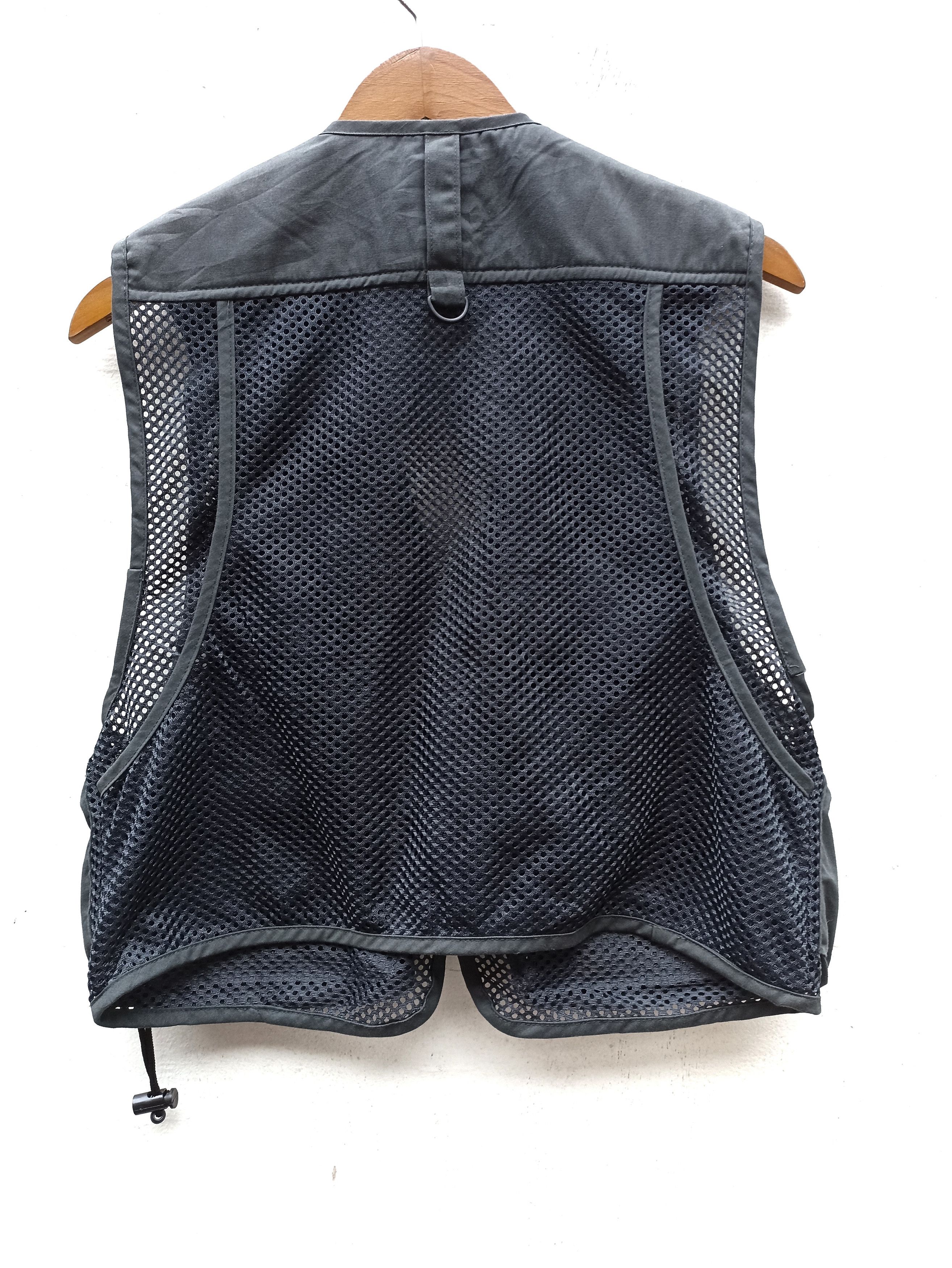 Japanese Brand Gett vest tactical fishing sport specialties Size US M / EU 48-50 / 2 - 5 Thumbnail