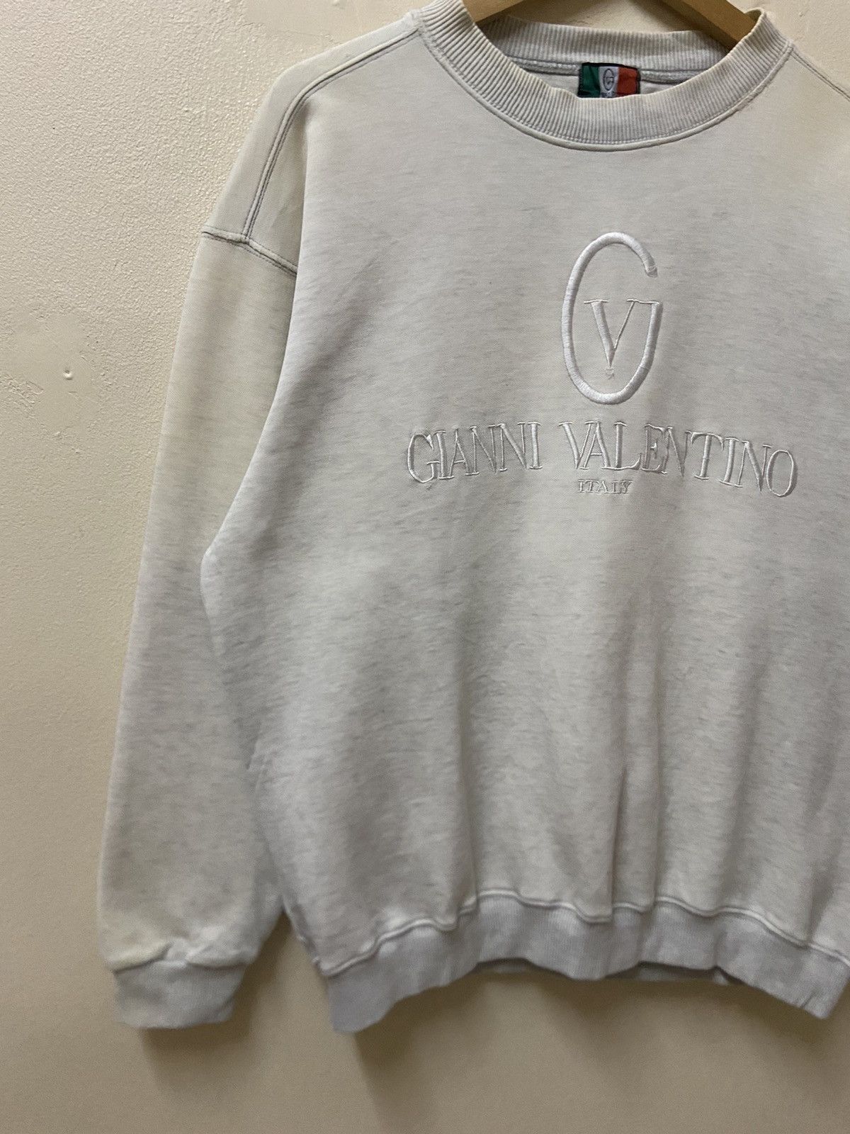 Vintage Gianni Valentino Italy Sweatshirt Sun Faded Size M