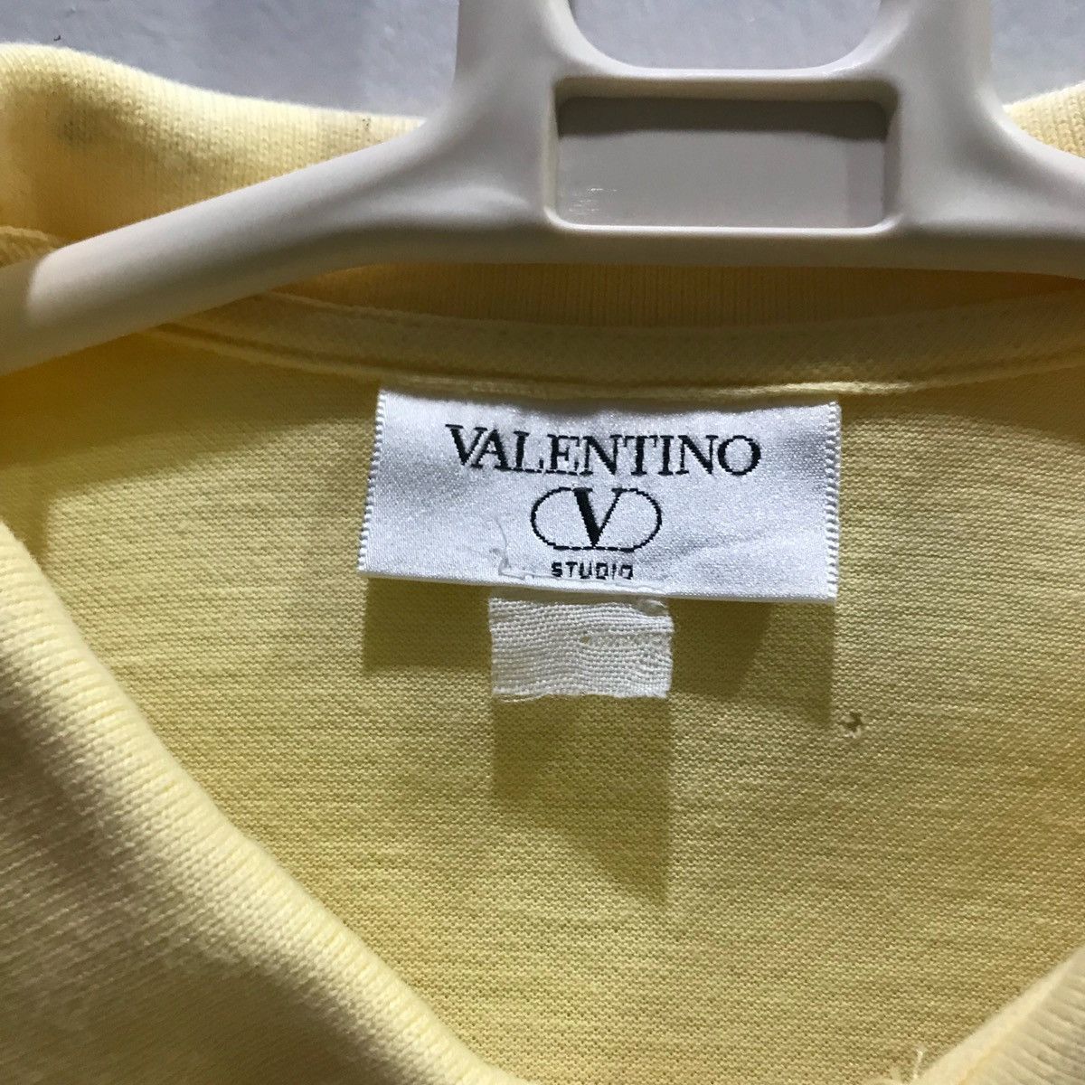 Japanese Brand × Valentino × Vintage VALENTINO Polos Size L Size US M / EU 48-50 / 2 - 8 Thumbnail