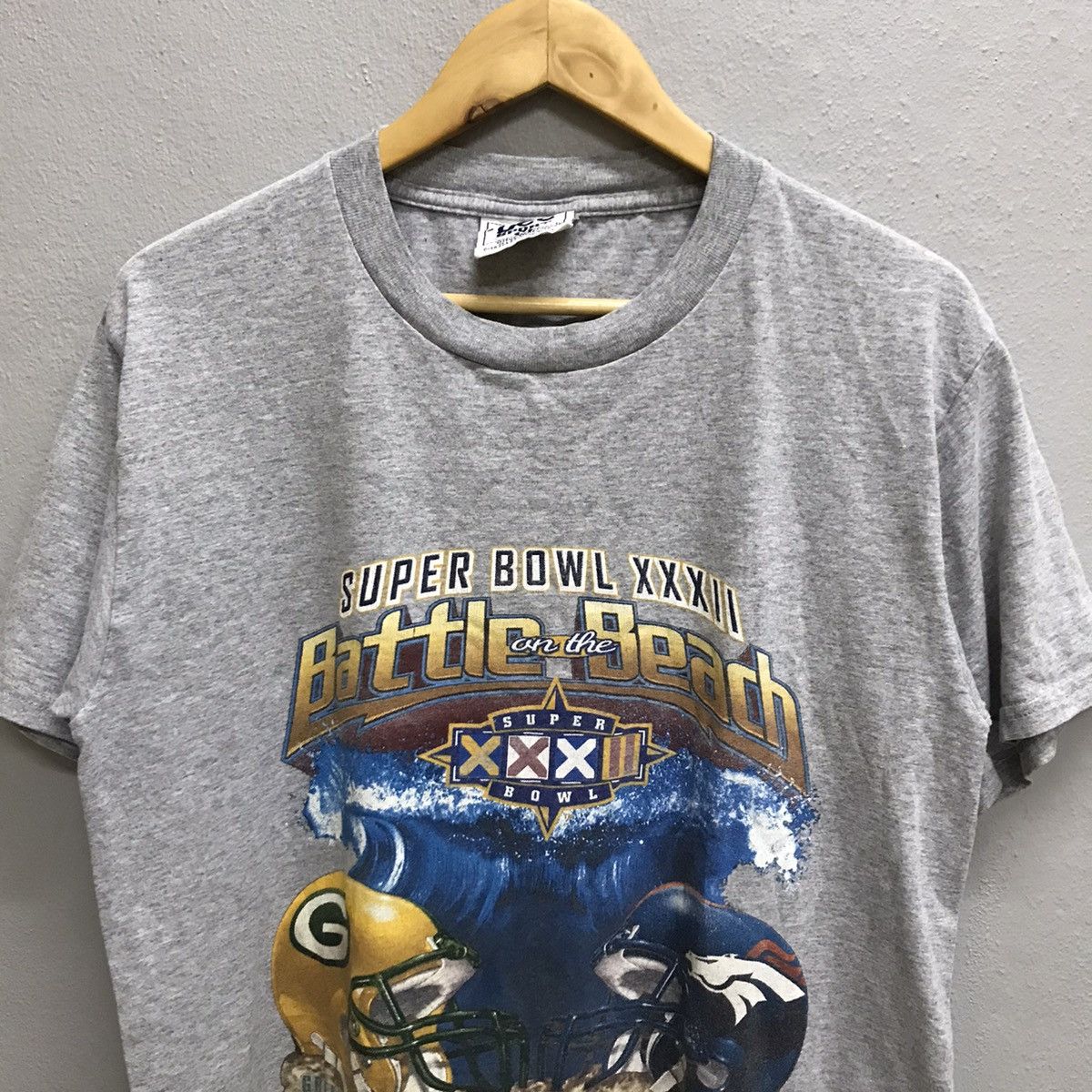 Nutmeg Vintage 90s Nflp Battle Beach Nutmeg Mils Lee Sports Tshirt Size US M / EU 48-50 / 2 - 4 Thumbnail