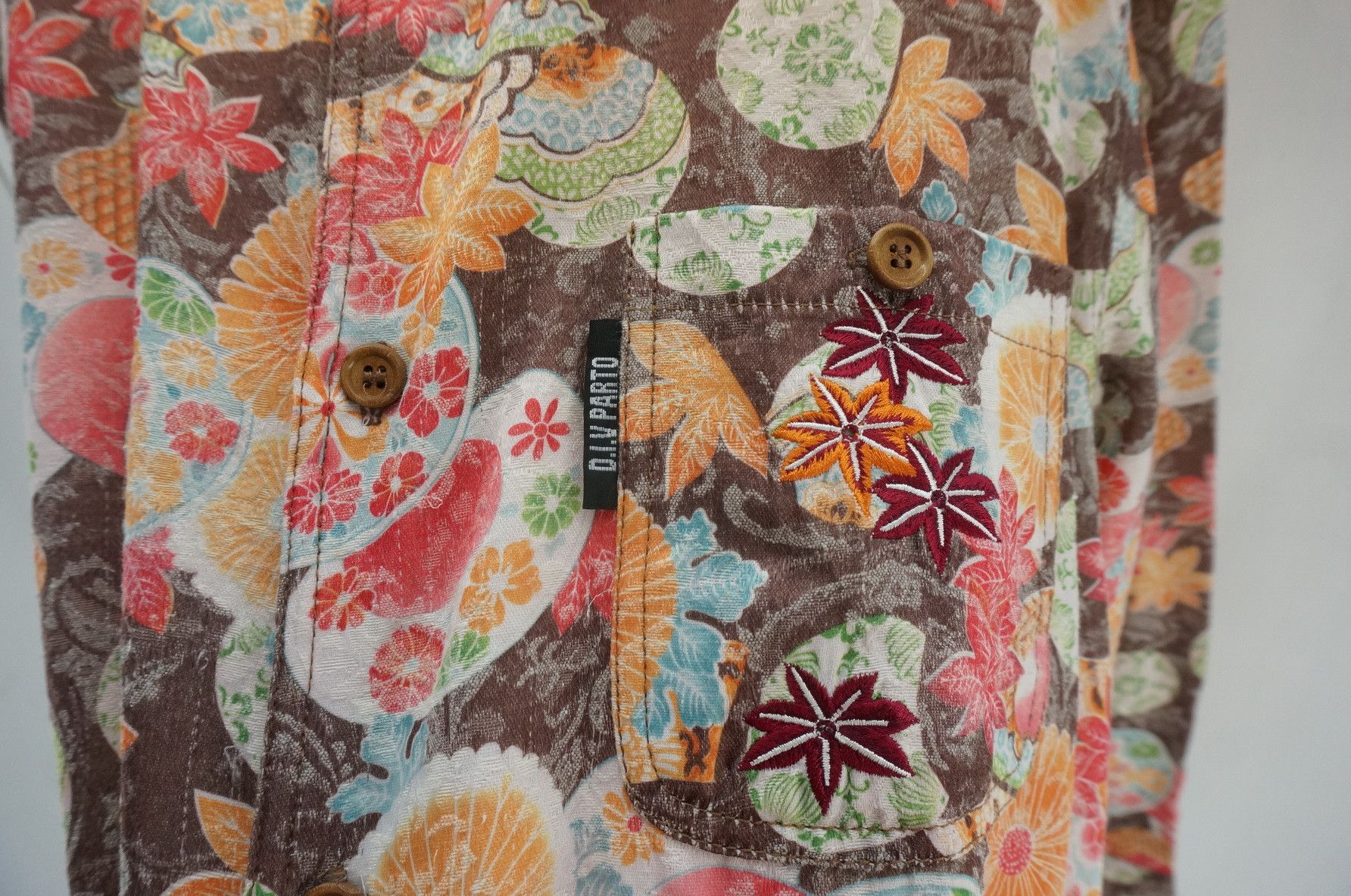 Japanese Brand RARE D.I.V PARTO SPORT Floral Design Button Ups T-Shirt Size US L / EU 52-54 / 3 - 6 Thumbnail