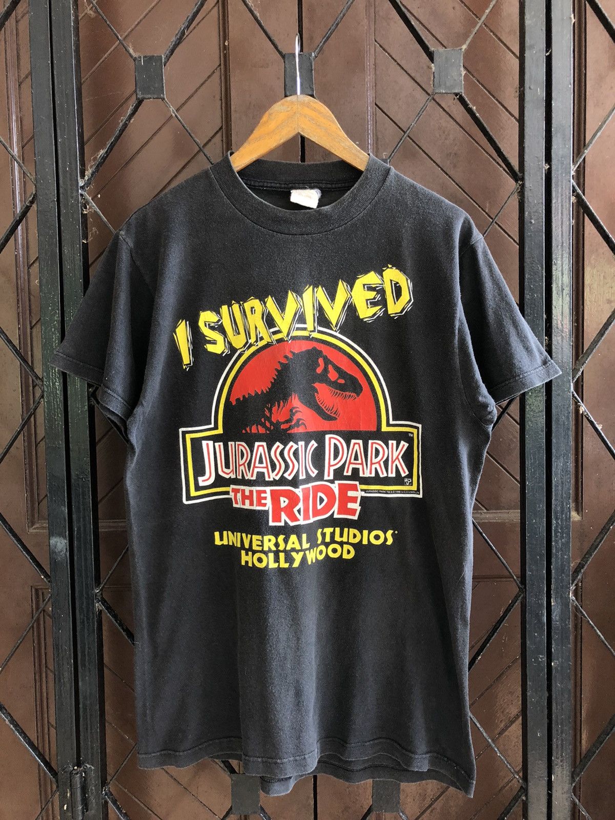 Universal Studios × Vintage Vintage Jurassic Park The Ride Universal Studios Hollywood Size US M / EU 48-50 / 2 - 1 Thumbnail
