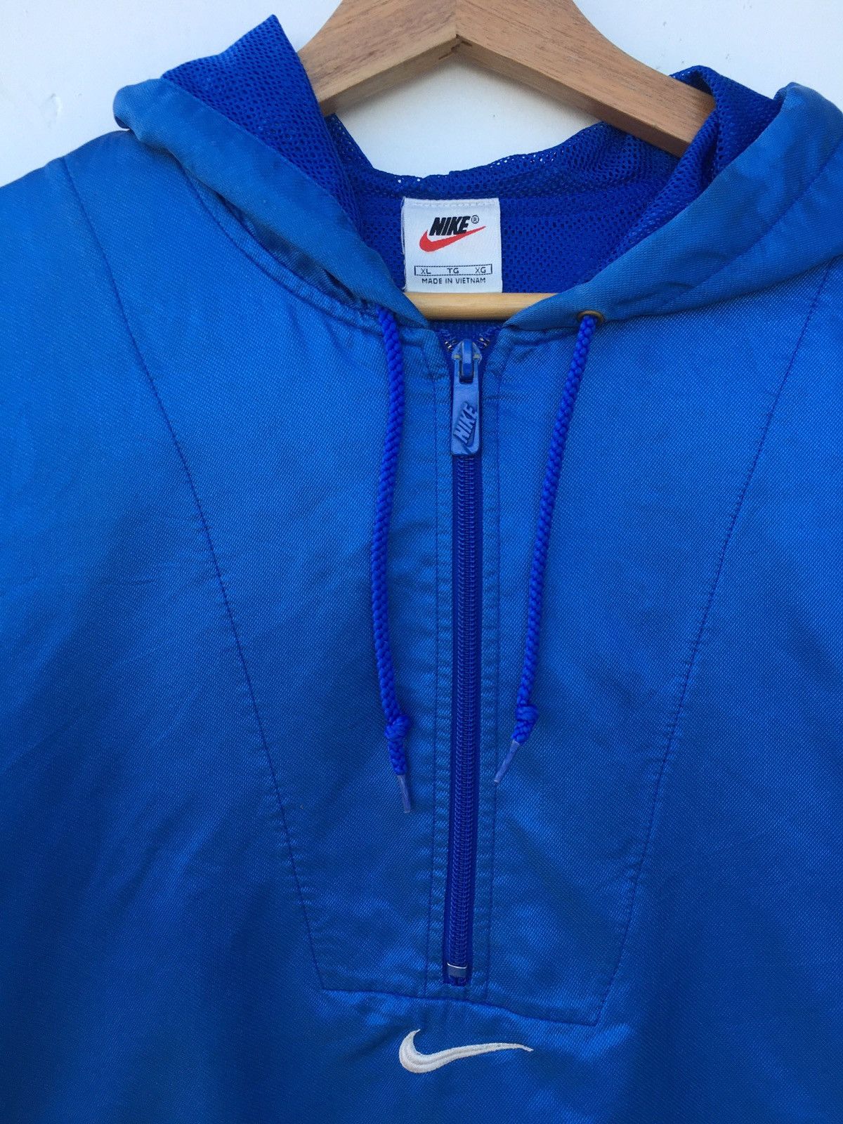 Nike Rare Vintage Nike Center Swoosh Biglogo Hoodie Size US XL / EU 56 / 4 - 10 Thumbnail