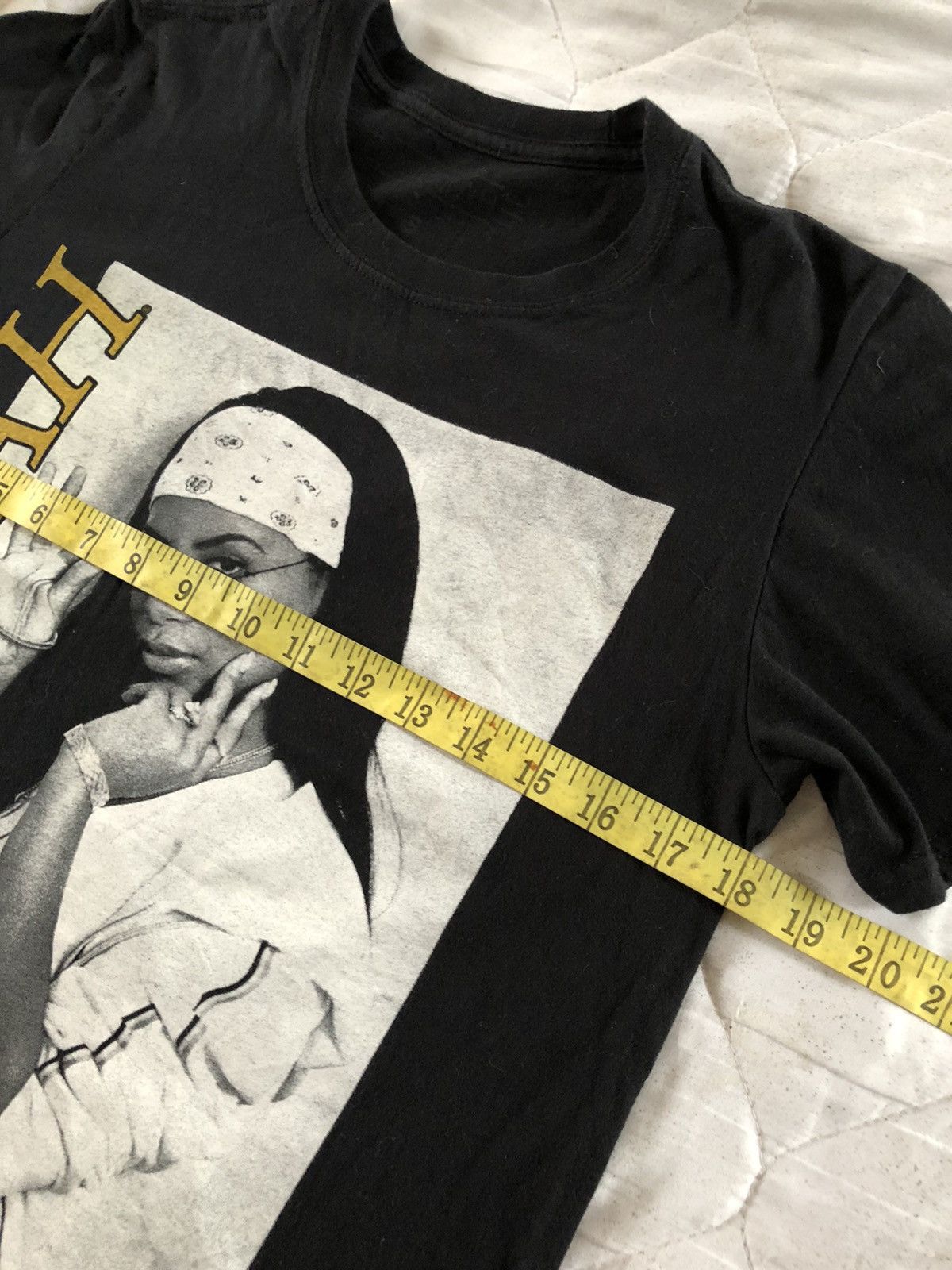 Band Tees × Rap Tees × Star Of Hollywood Aaliyah Graphic T-shirt Size US S / EU 44-46 / 1 - 3 Thumbnail