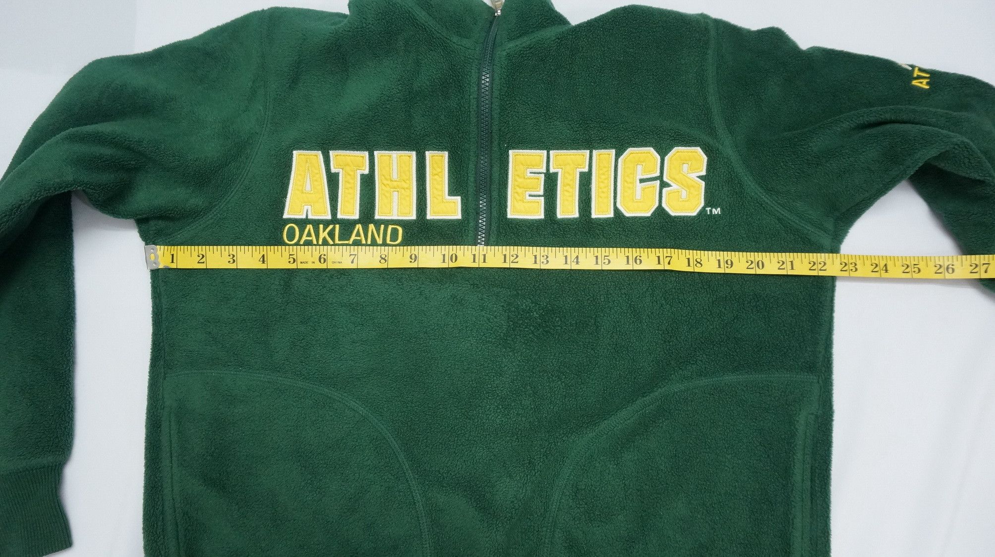 MLB MLB Oakland Athletics x Uniqlo Pull Over Fleece Size US M / EU 48-50 / 2 - 12 Thumbnail