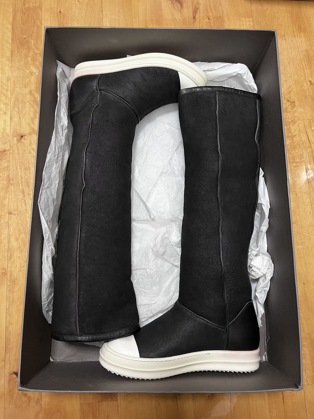 Rick Owens RICK OWENS FW14 MOODY SHEARLING TALL BOOTS Size US 7 / IT 37 - 1 Thumbnail