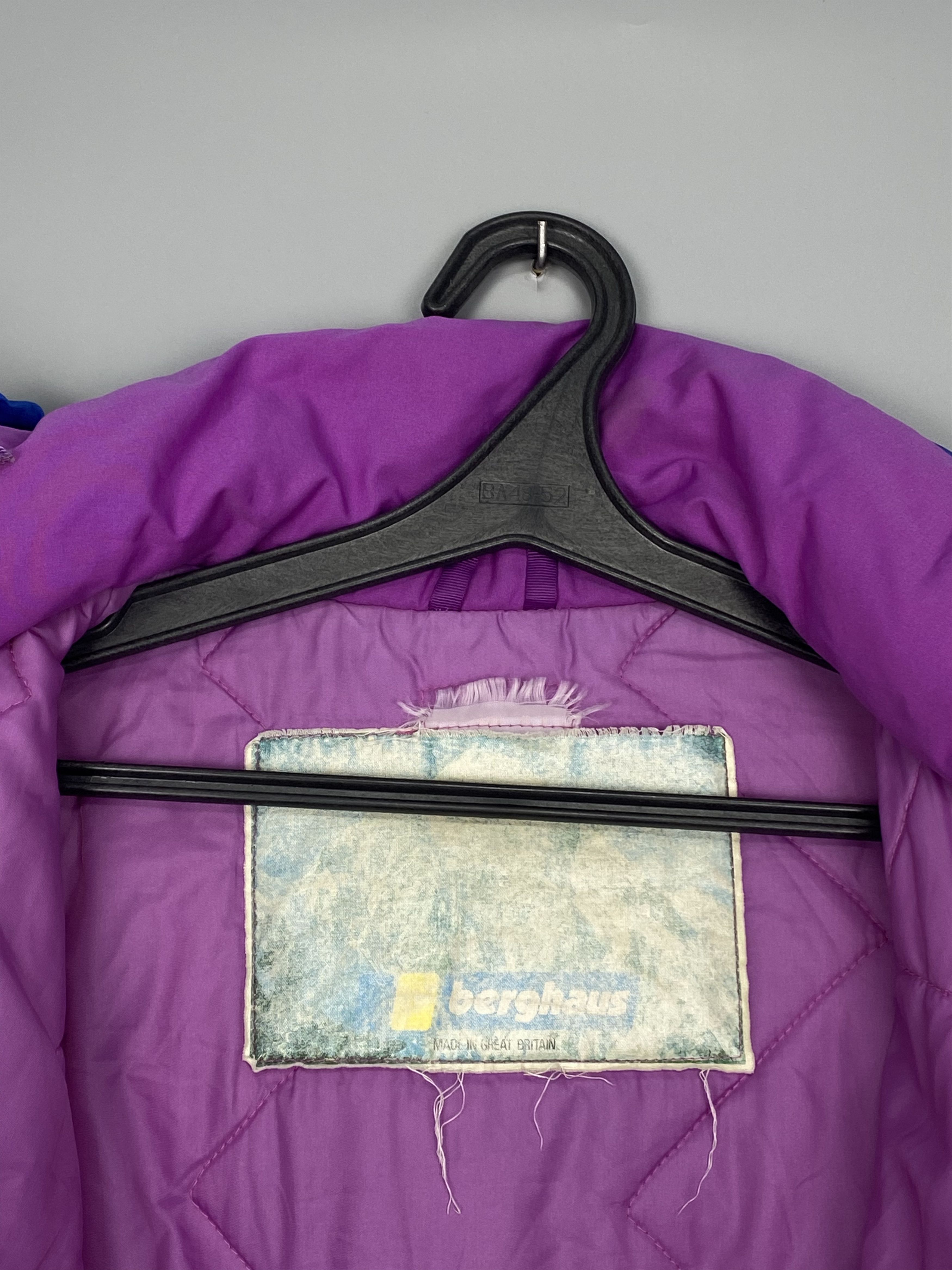 Berghaus Vintage 90s Berghaus White Heat Warm Jacket Made Gr.Britain Size US M / EU 48-50 / 2 - 9 Thumbnail