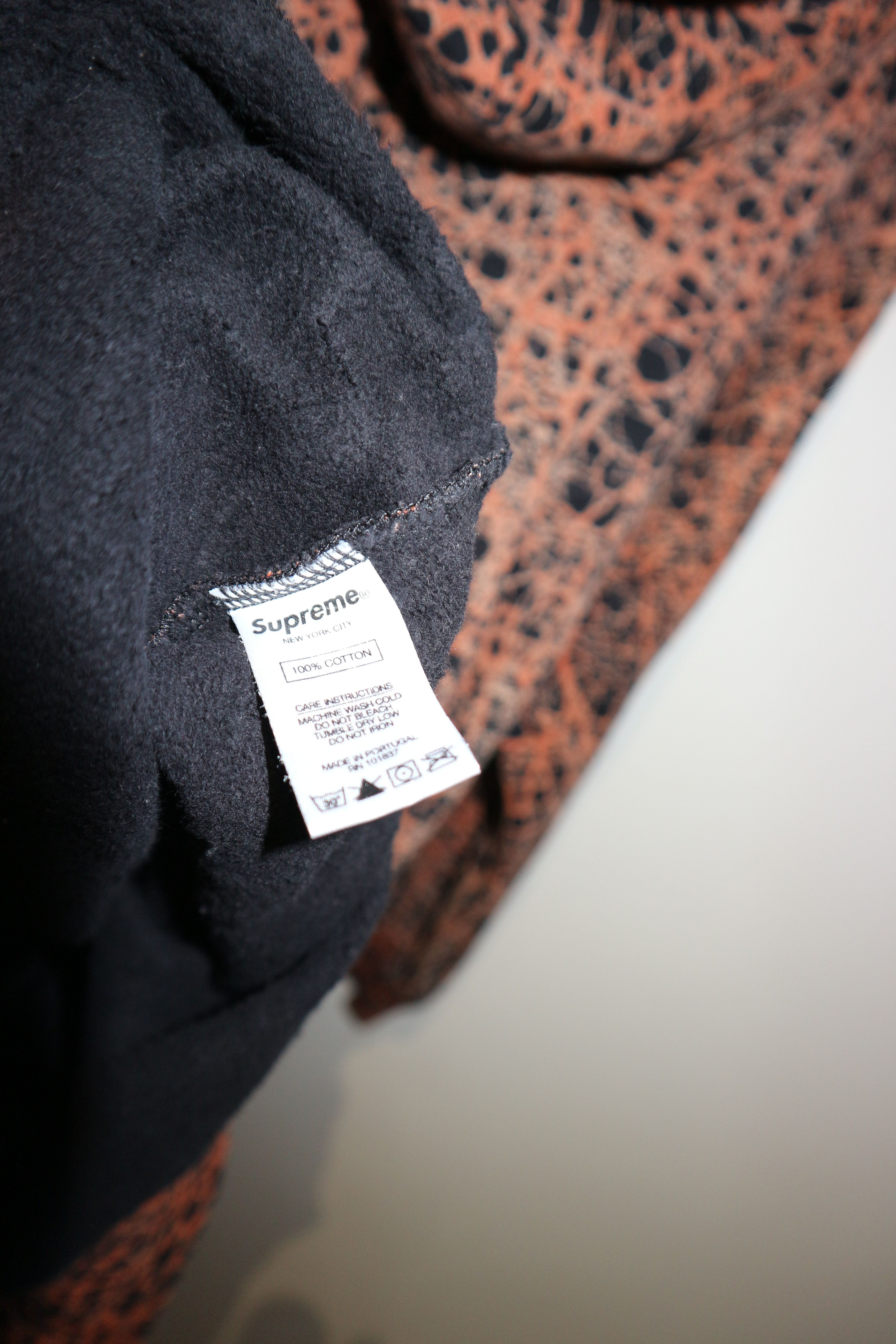 Supreme Marble print hoodie Size US L / EU 52-54 / 3 - 9 Thumbnail