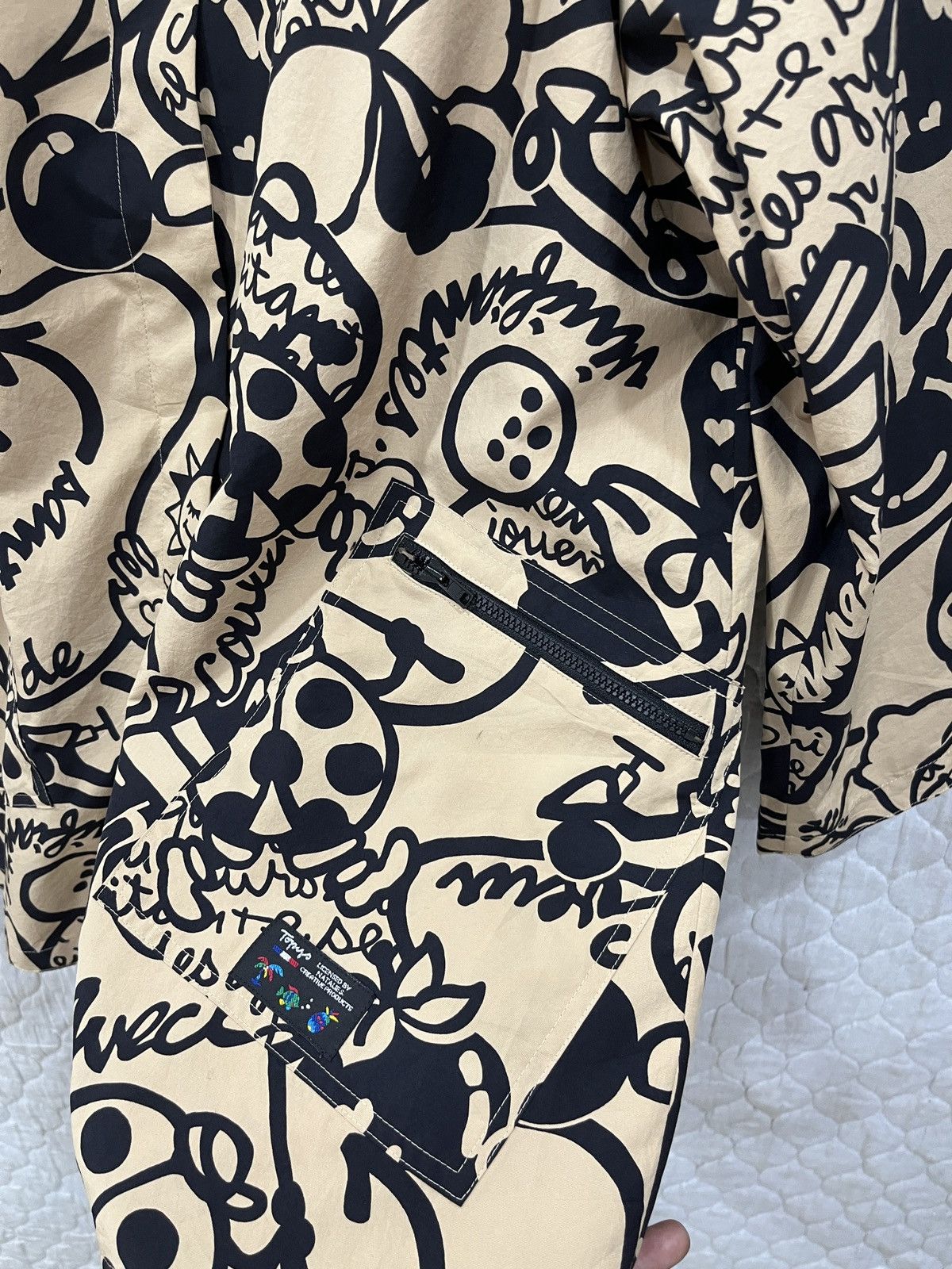 Art Comes First (Ggg). TOPYS BY NATALIE S HYPEBEAST LIGHT JACKET Size M / US 6-8 / IT 42-44 - 14 Thumbnail