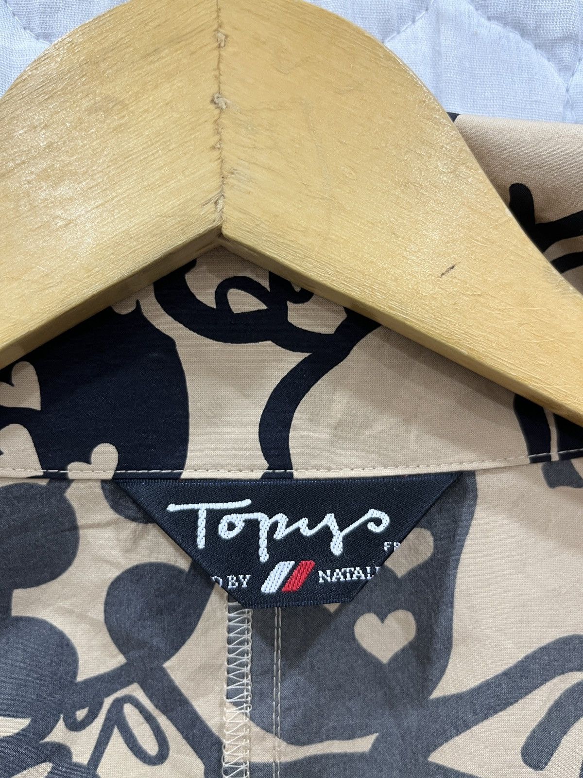 Art Comes First (Ggg). TOPYS BY NATALIE S HYPEBEAST LIGHT JACKET Size M / US 6-8 / IT 42-44 - 8 Thumbnail