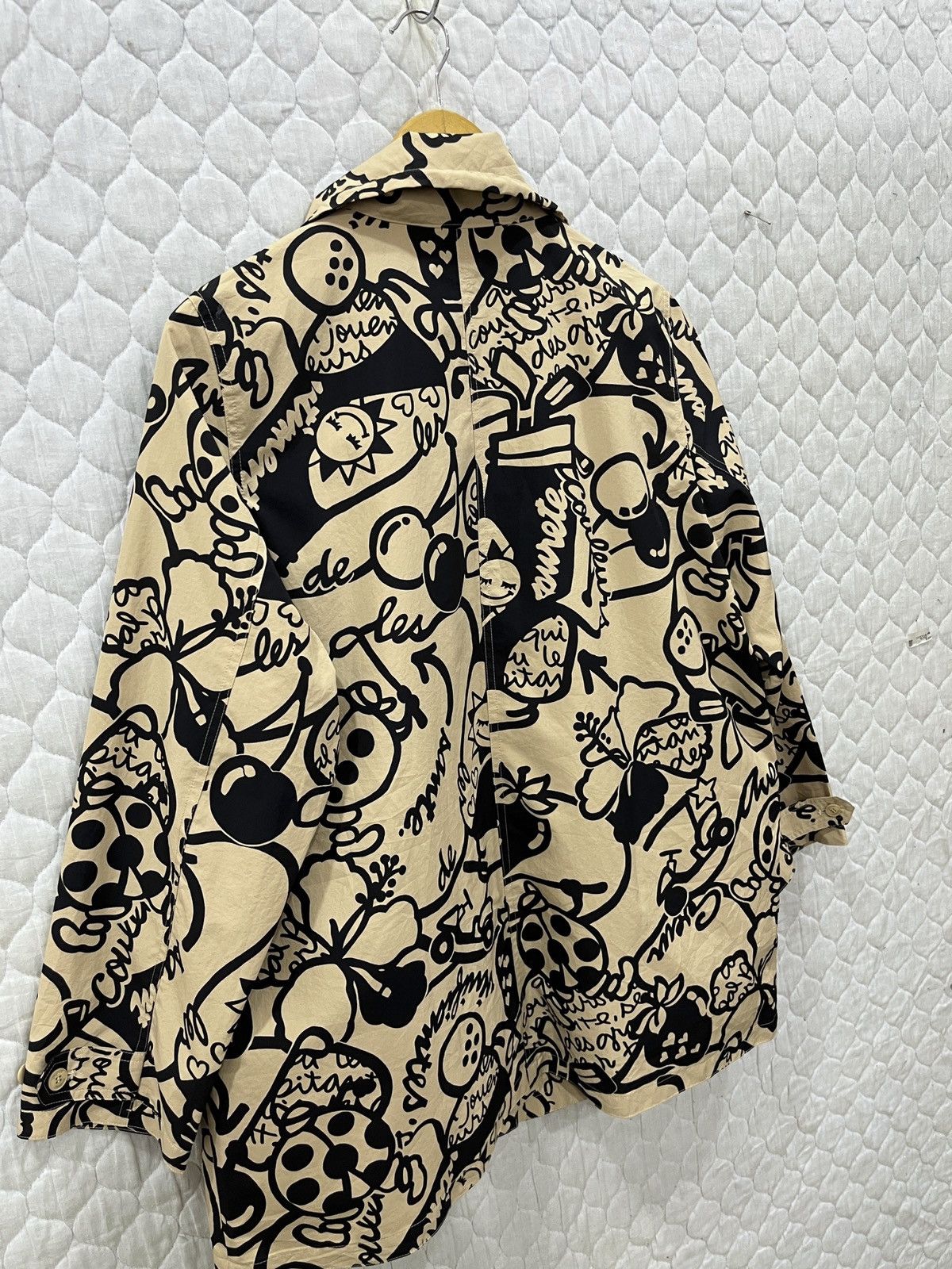 Art Comes First (Ggg). TOPYS BY NATALIE S HYPEBEAST LIGHT JACKET Size M / US 6-8 / IT 42-44 - 6 Thumbnail