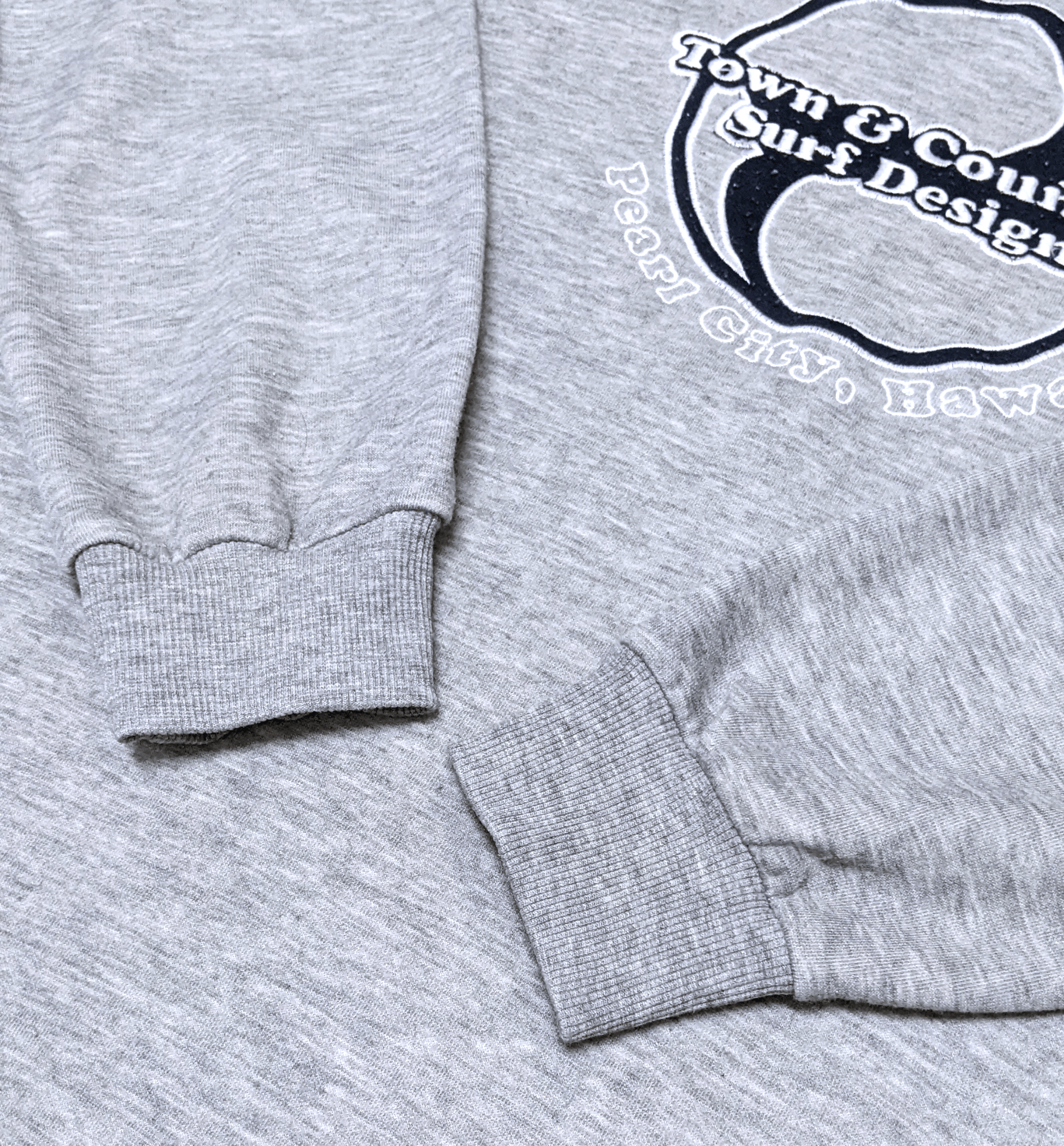 Billabong × Vintage Vintage T & C Town Country Surfboards Ying Yang Sweatshirt Size US M / EU 48-50 / 2 - 5 Thumbnail