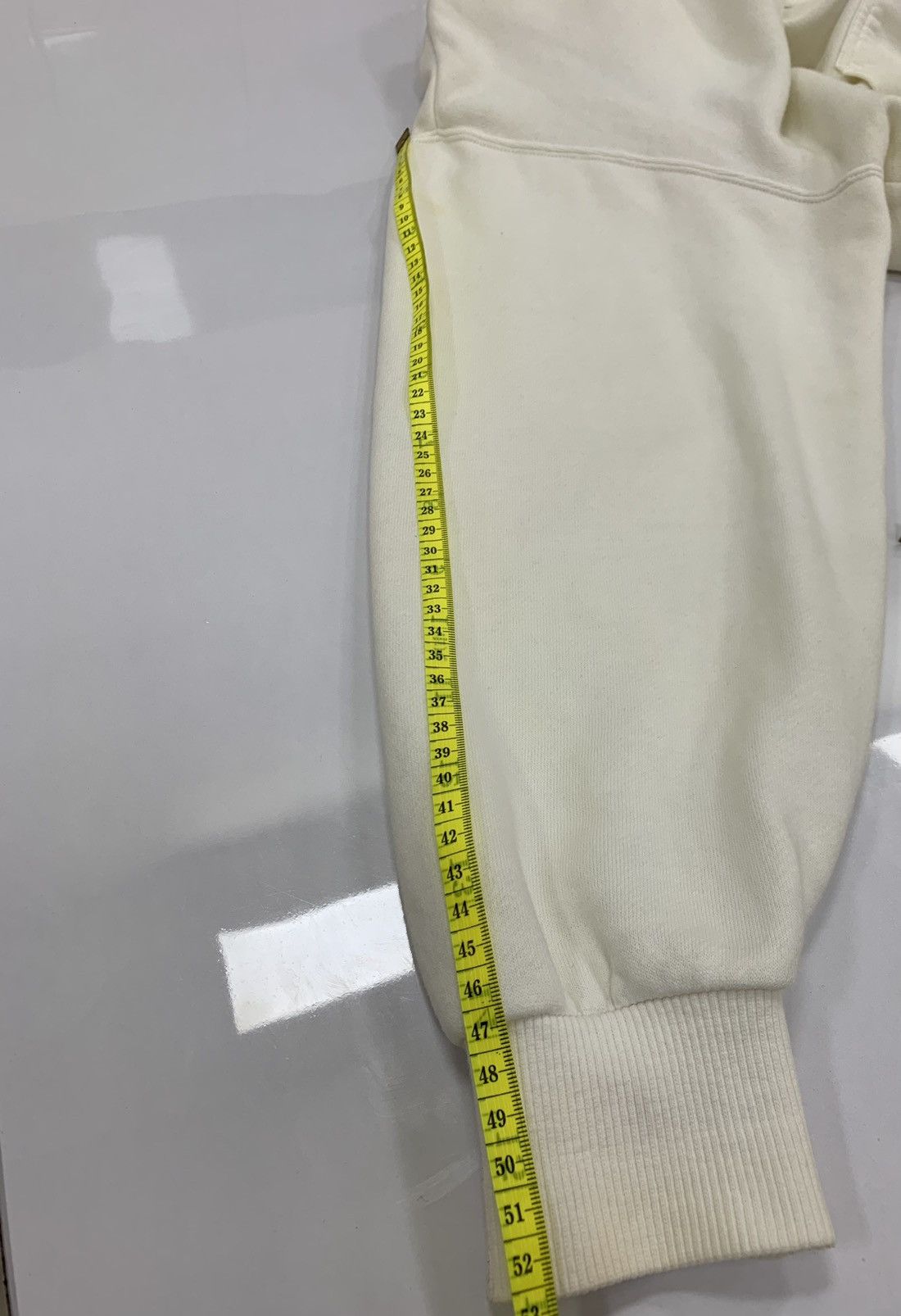Issey Miyake Issey Miyake IS Care Label Logo Hoodie White Sz M Size US M / EU 48-50 / 2 - 17 Thumbnail