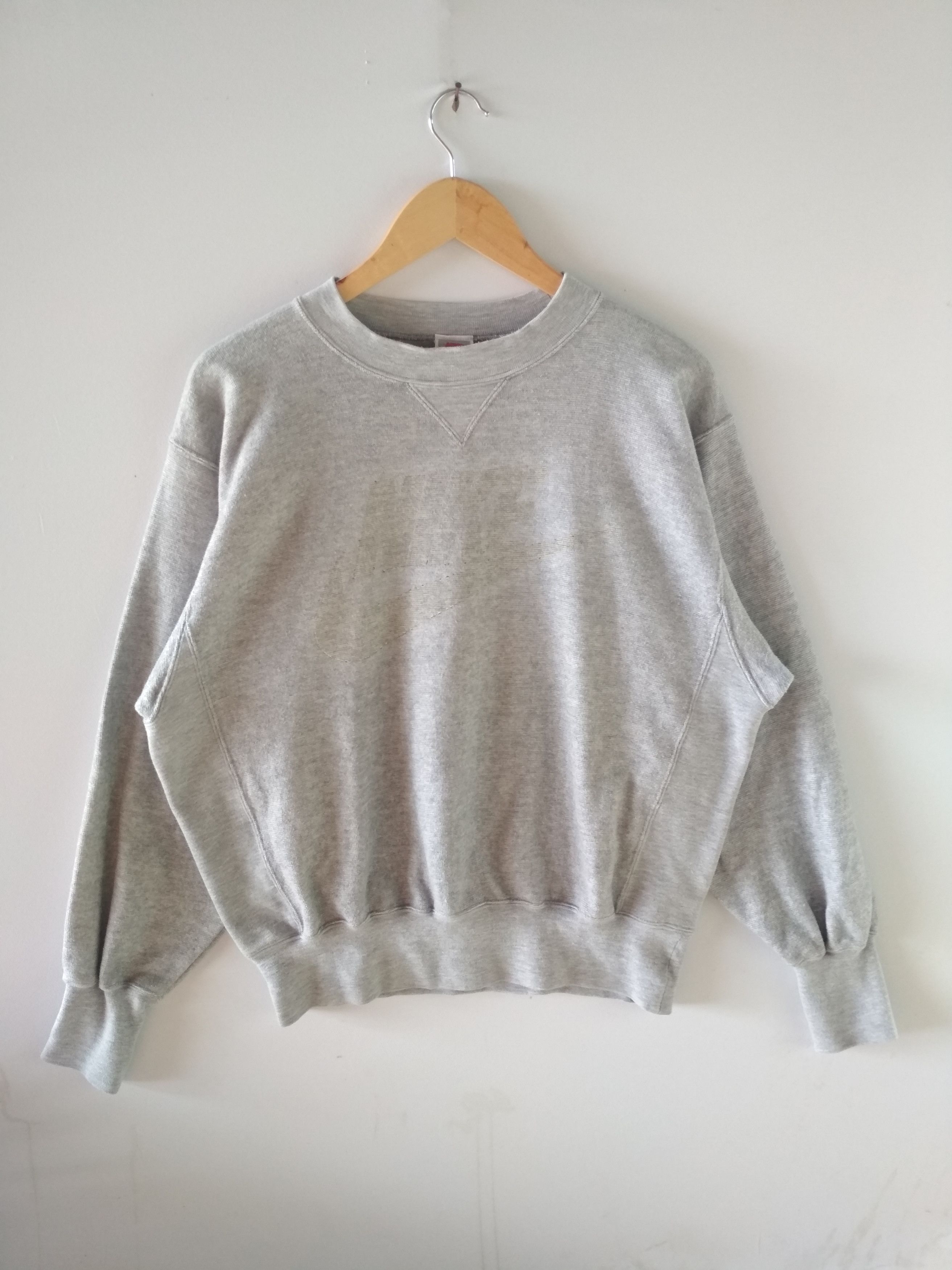 Nike NIKE VINTAGE 90s GREY TAG BIG SPELL OUT SWEATSHIRT Size US XL / EU 56 / 4 - 1 Thumbnail