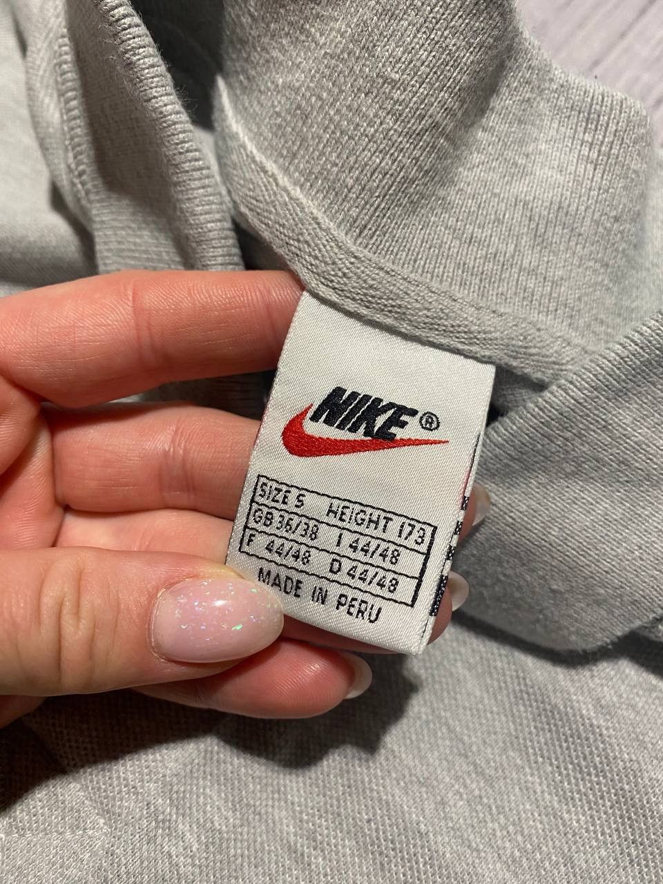 Nike Vintage Nike Polo Shirt Swoosh 90s Oversized Men Size S Grey Size US S / EU 44-46 / 1 - 3 Thumbnail