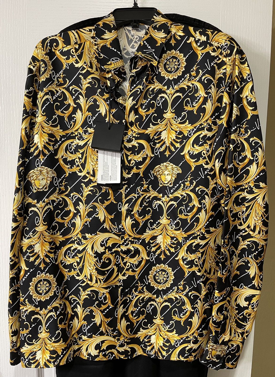 Versace Versace Silk Baroque Medusa Shirt BRAND NEW UNDER RETAIL Size US L / EU 52-54 / 3 - 1 Thumbnail