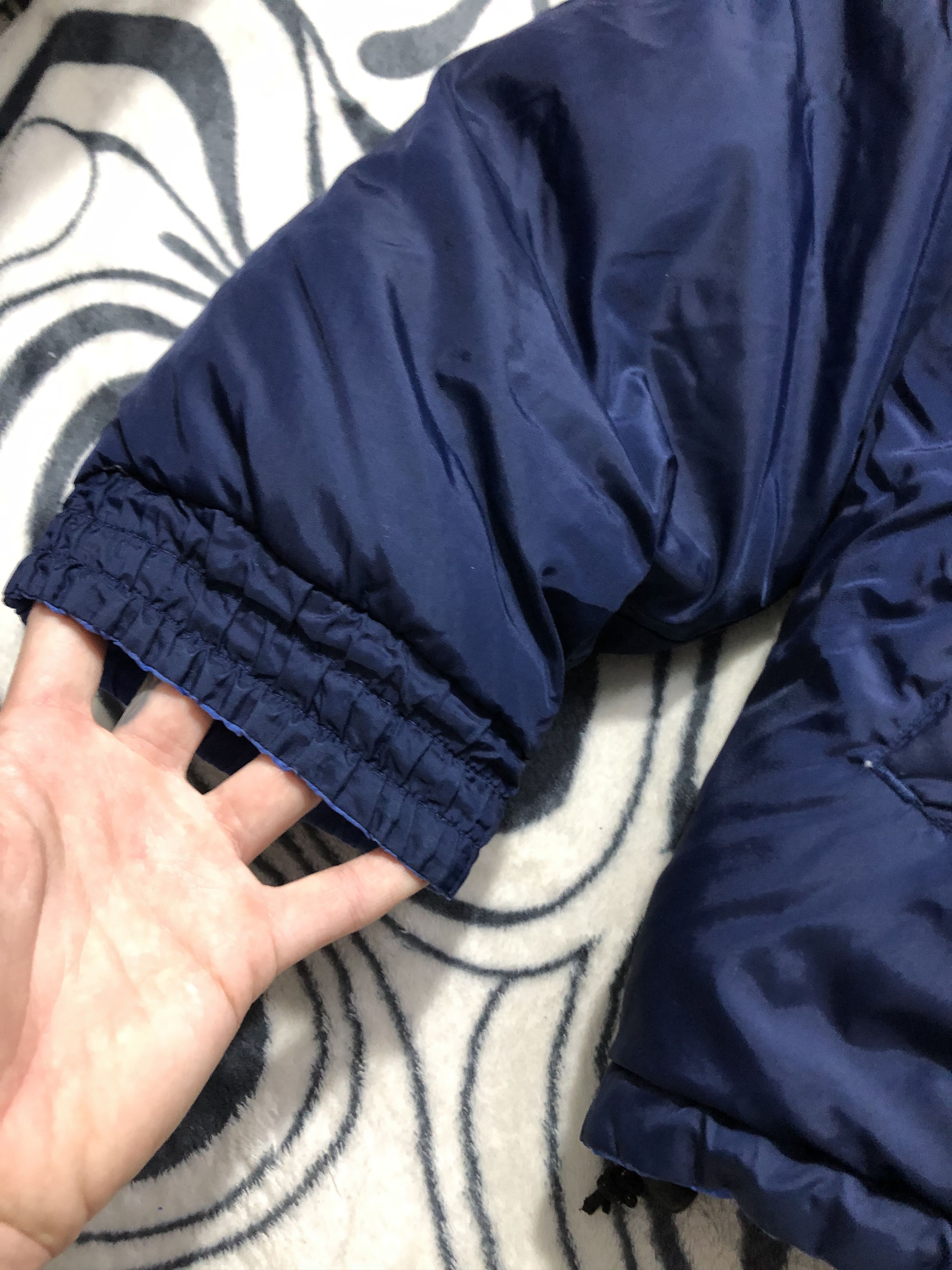Helly Hansen Helly Hansen Vintage Mens Down Jacket Big Logo Size US L / EU 52-54 / 3 - 3 Thumbnail