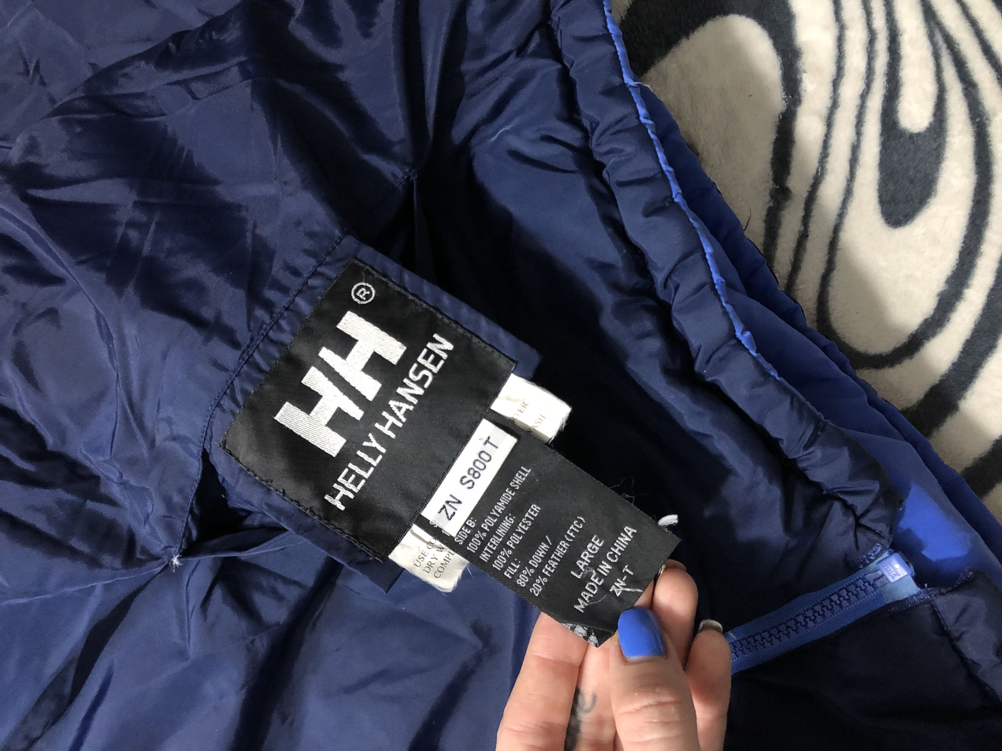 Helly Hansen Helly Hansen Vintage Mens Down Jacket Big Logo Size US L / EU 52-54 / 3 - 5 Thumbnail