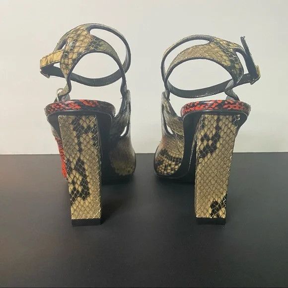 Dries Van Noten DRIES VAN NOTEN Red And Beige 100 Snakeskin Sandals 39 Size US 9.5 / IT 39.5 - 2 Thumbnail