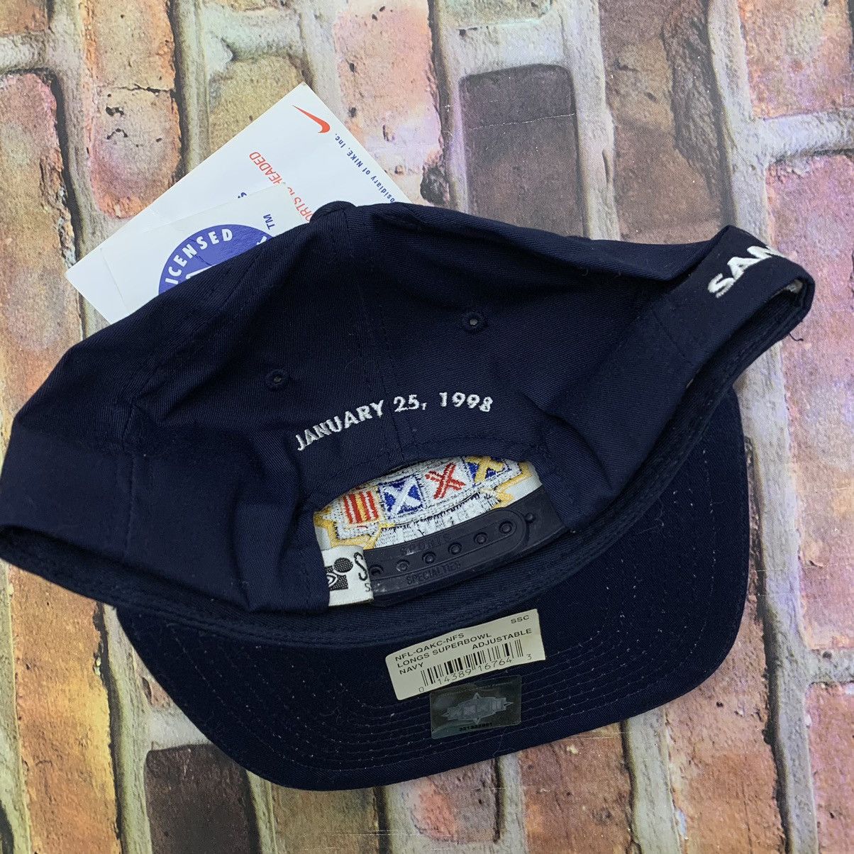 NFL × Sports Specialties × Vintage Vintage Super Bowl XXXII hat Size ONE SIZE - 4 Thumbnail