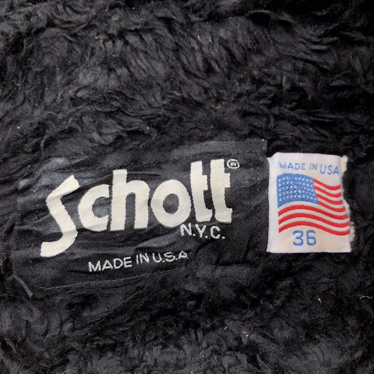 Schott VINTAGE 80’s SCHOTT BIKER LEATHER JACKET MADE IN USA Size US M / EU 48-50 / 2 - 11 Thumbnail