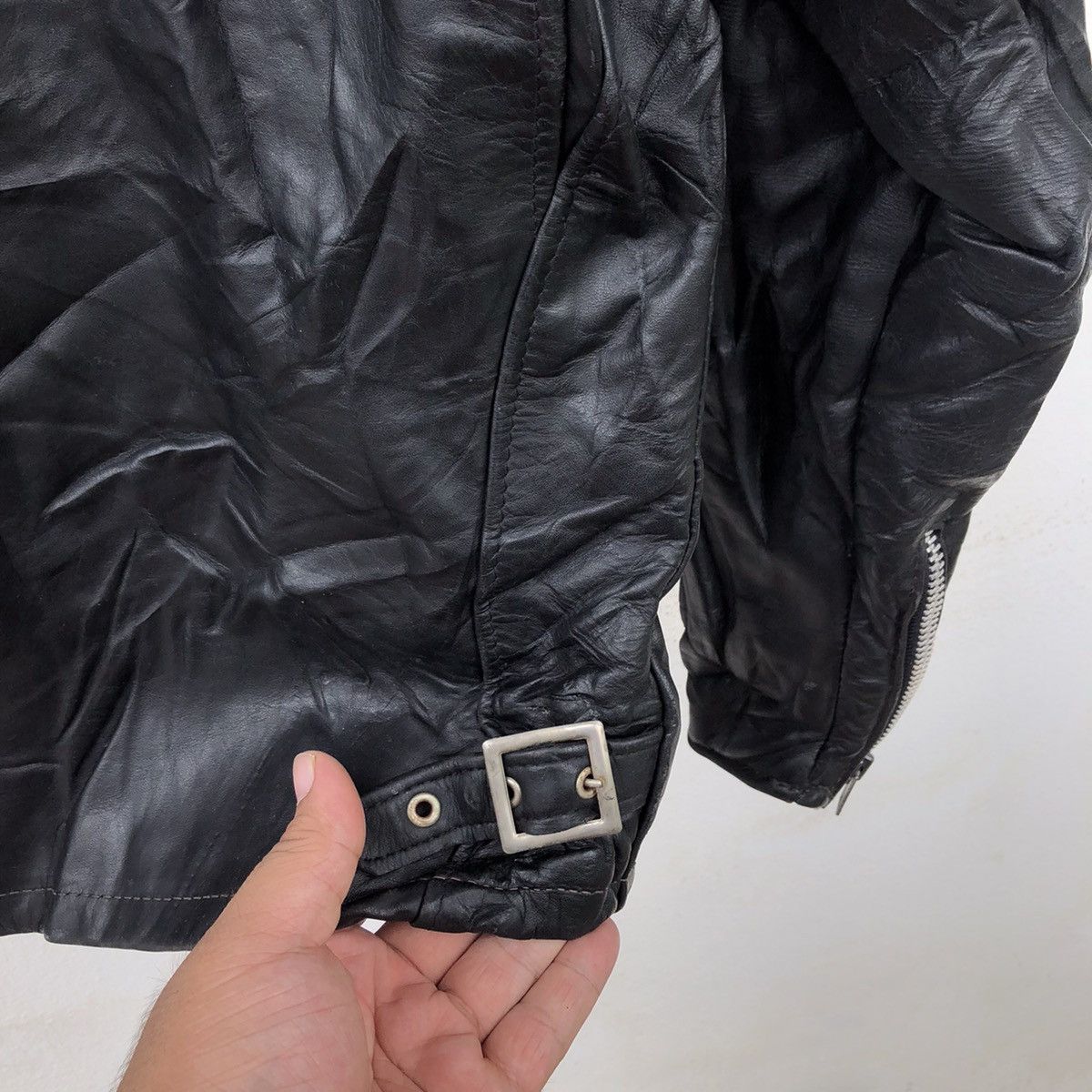Schott VINTAGE 80’s SCHOTT BIKER LEATHER JACKET MADE IN USA Size US M / EU 48-50 / 2 - 9 Thumbnail