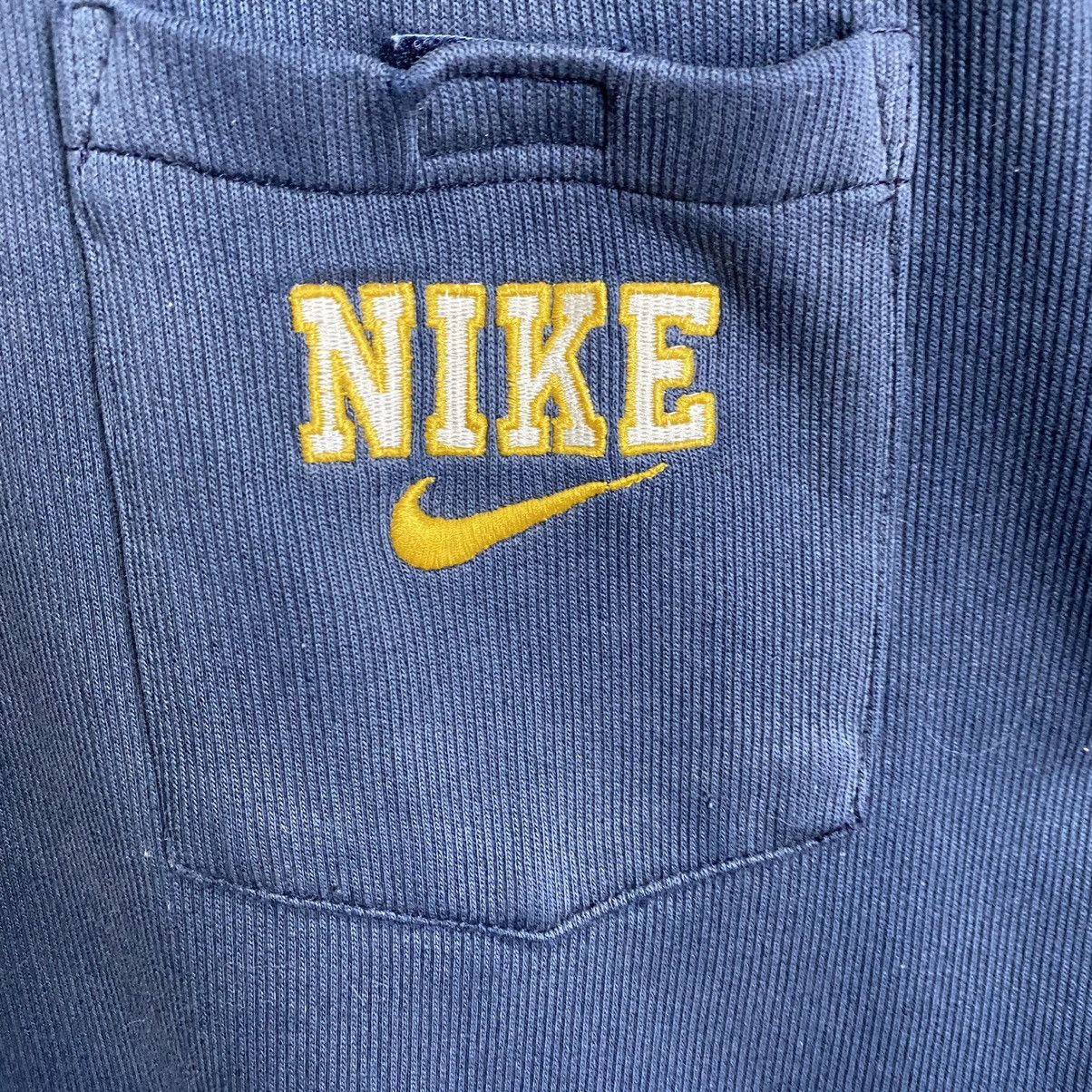 Vintage Vintage 90s Nike hoodie Size US L / EU 52-54 / 3 - 13 Thumbnail