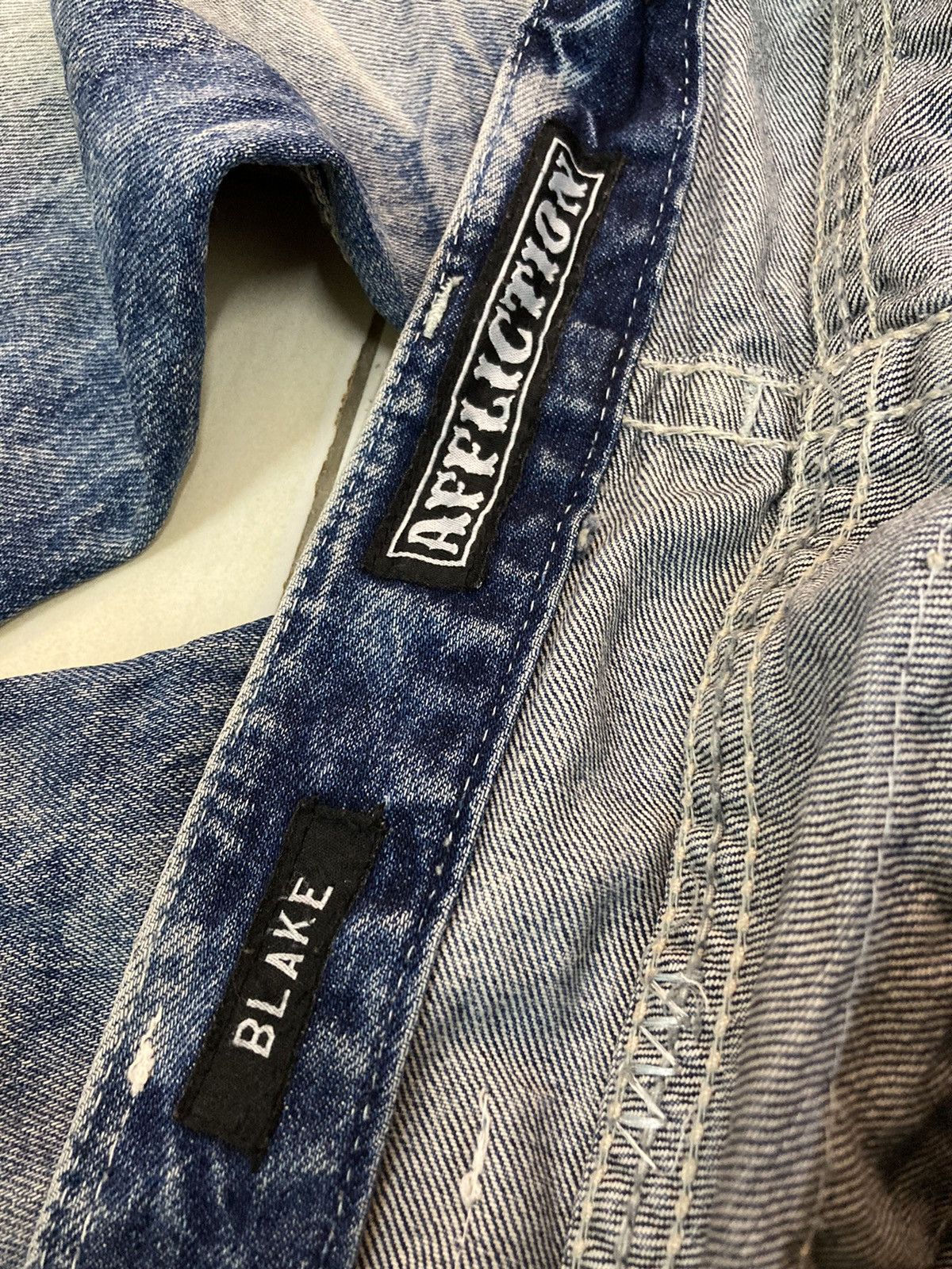 Affliction AFFLICTION - REGULAR FIT DISTRESSED ACID WASH BLAKE DENIM Size US 38 / EU 54 - 13 Thumbnail