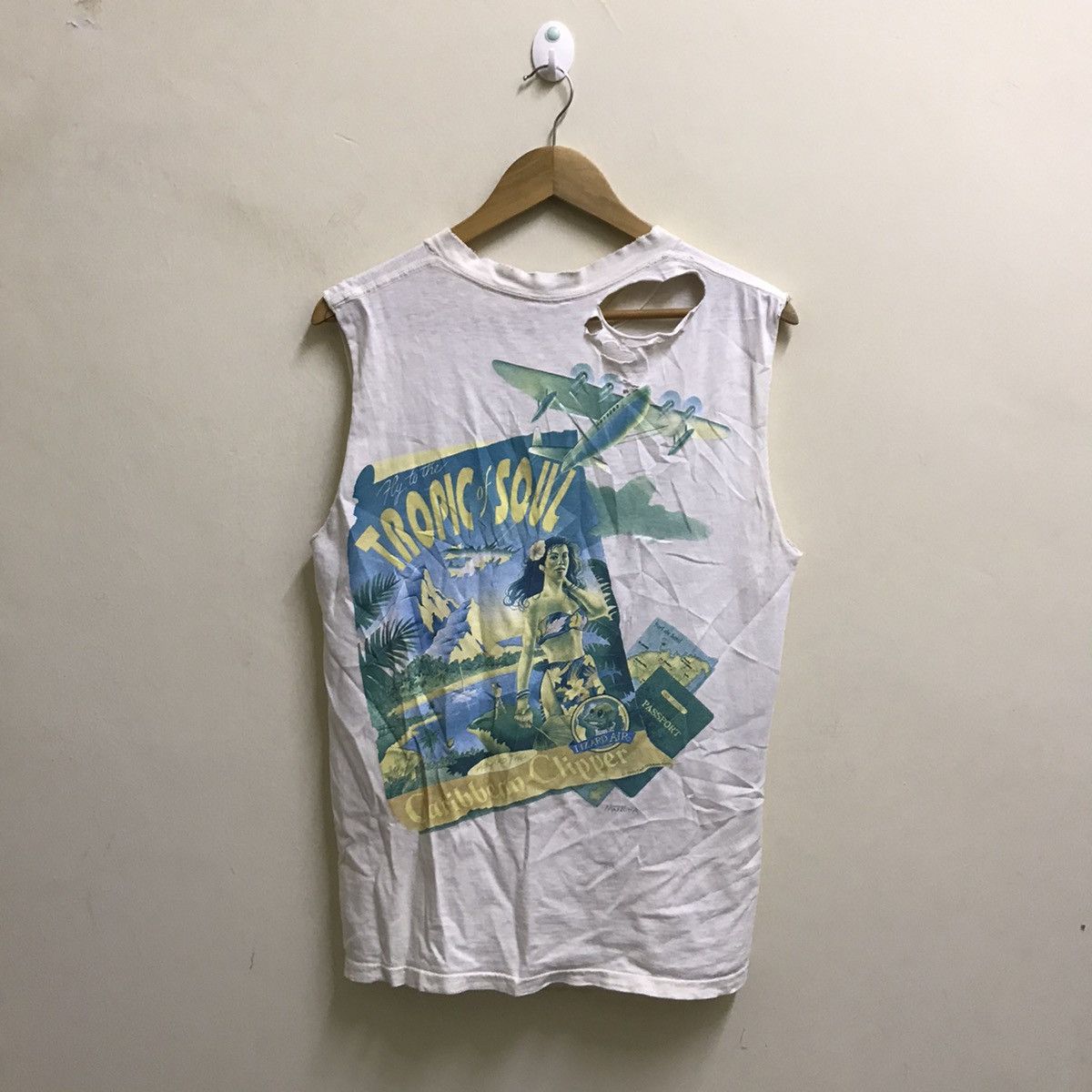 Caribbean VERY RARE🔥VINTAGE 90s CARIBBEANSOUL DISTRESSED SHIRT Size US M / EU 48-50 / 2 - 3 Thumbnail