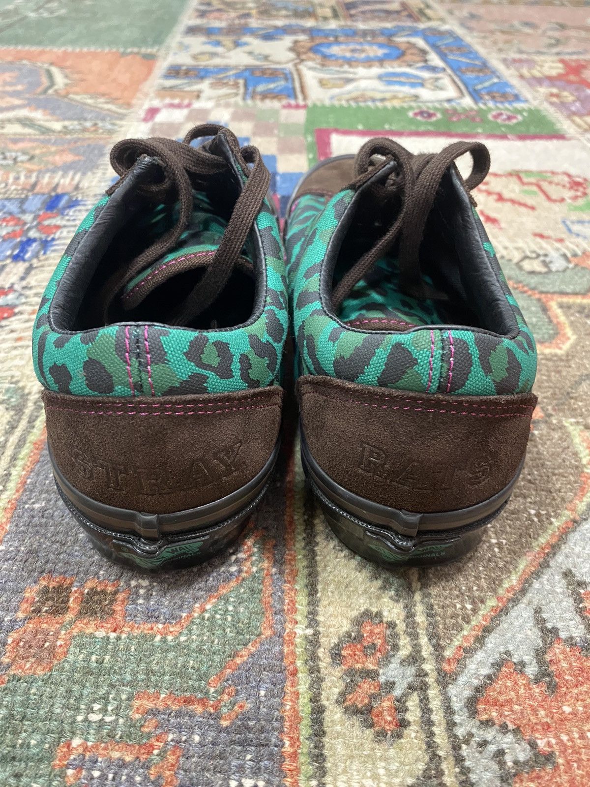 Stray Rats × Vans Vans Old Skool Stray Rats Brown Green Size US 9.5 / EU 42-43 - 3 Thumbnail