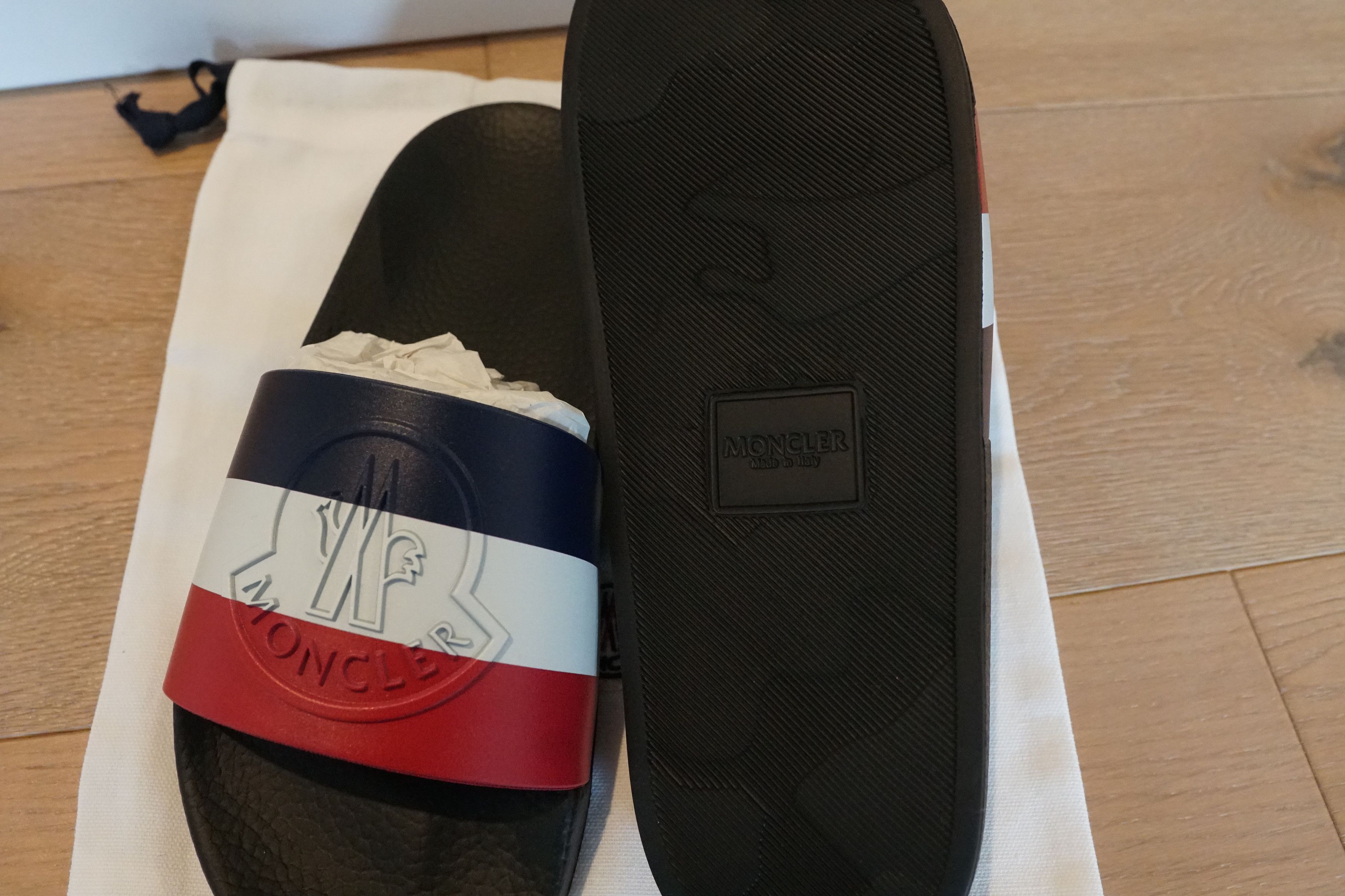 Moncler 🔥Moncler Logo Pool Slides Size 41 Size US 8 / EU 41 - 5 Thumbnail
