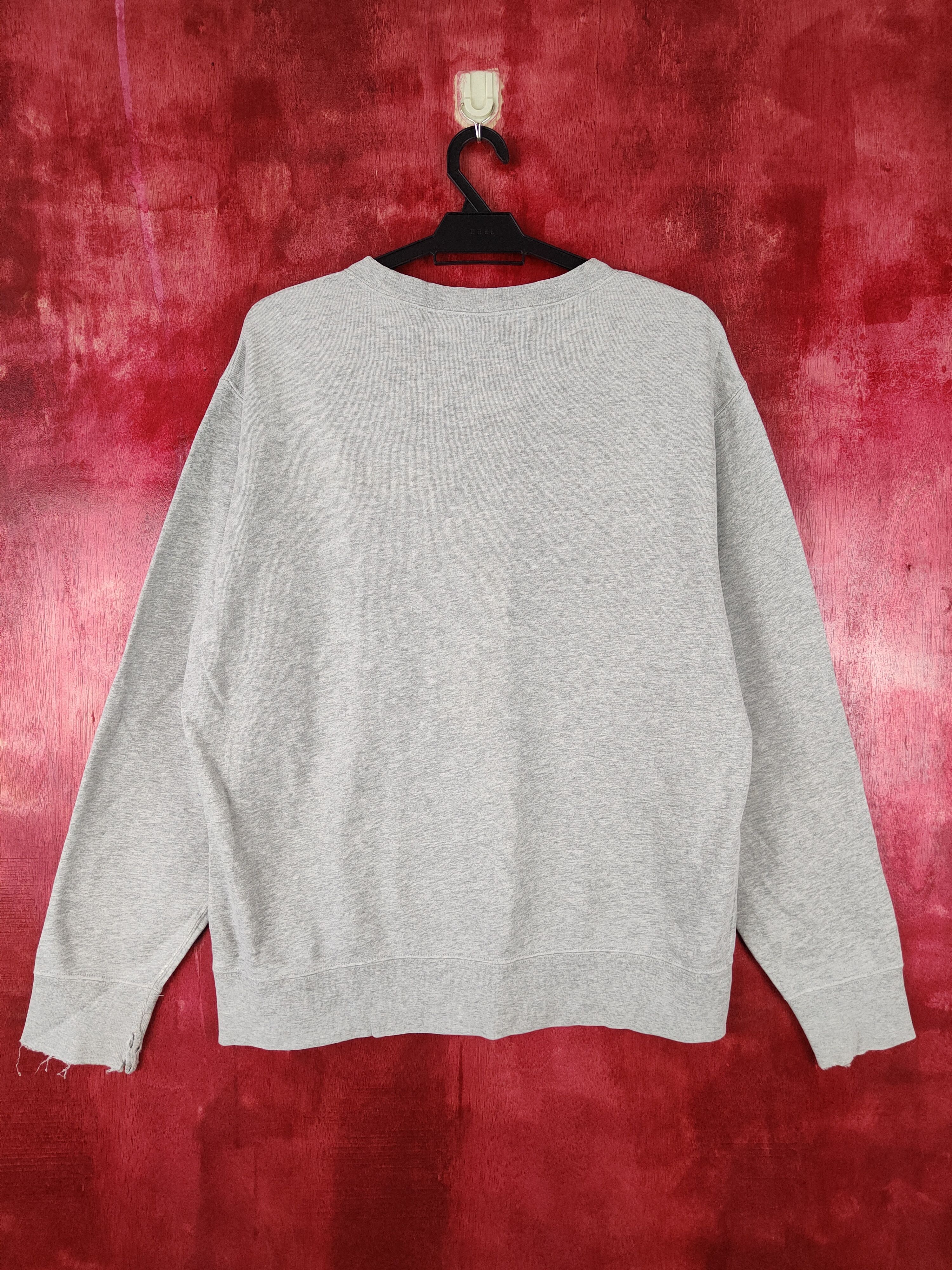 Japanese Brand UT - Uniqlo (Peanuts) Gray Sweatshirt vintage movie #3248 Size US L / EU 52-54 / 3 - 6 Thumbnail