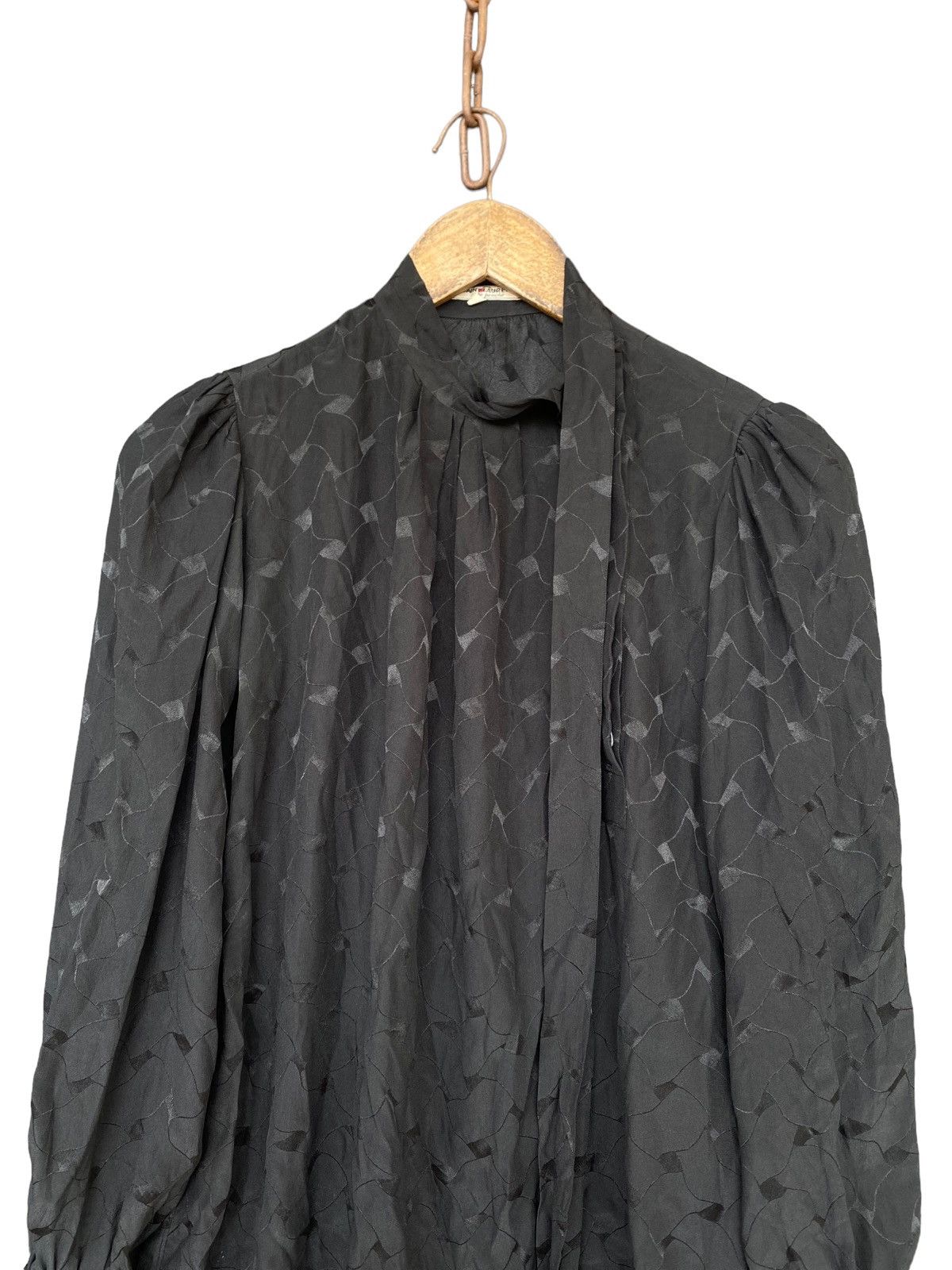 Saint Laurent Paris 💥Saint Laurent Paris Blouse Shirt Size M / US 6-8 / IT 42-44 - 4 Thumbnail
