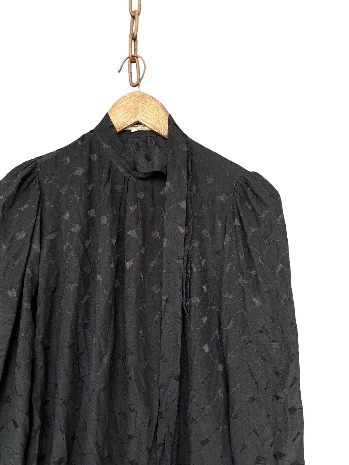 Saint Laurent Paris 💥Saint Laurent Paris Blouse Shirt Size M / US 6-8 / IT 42-44 - 7 Thumbnail