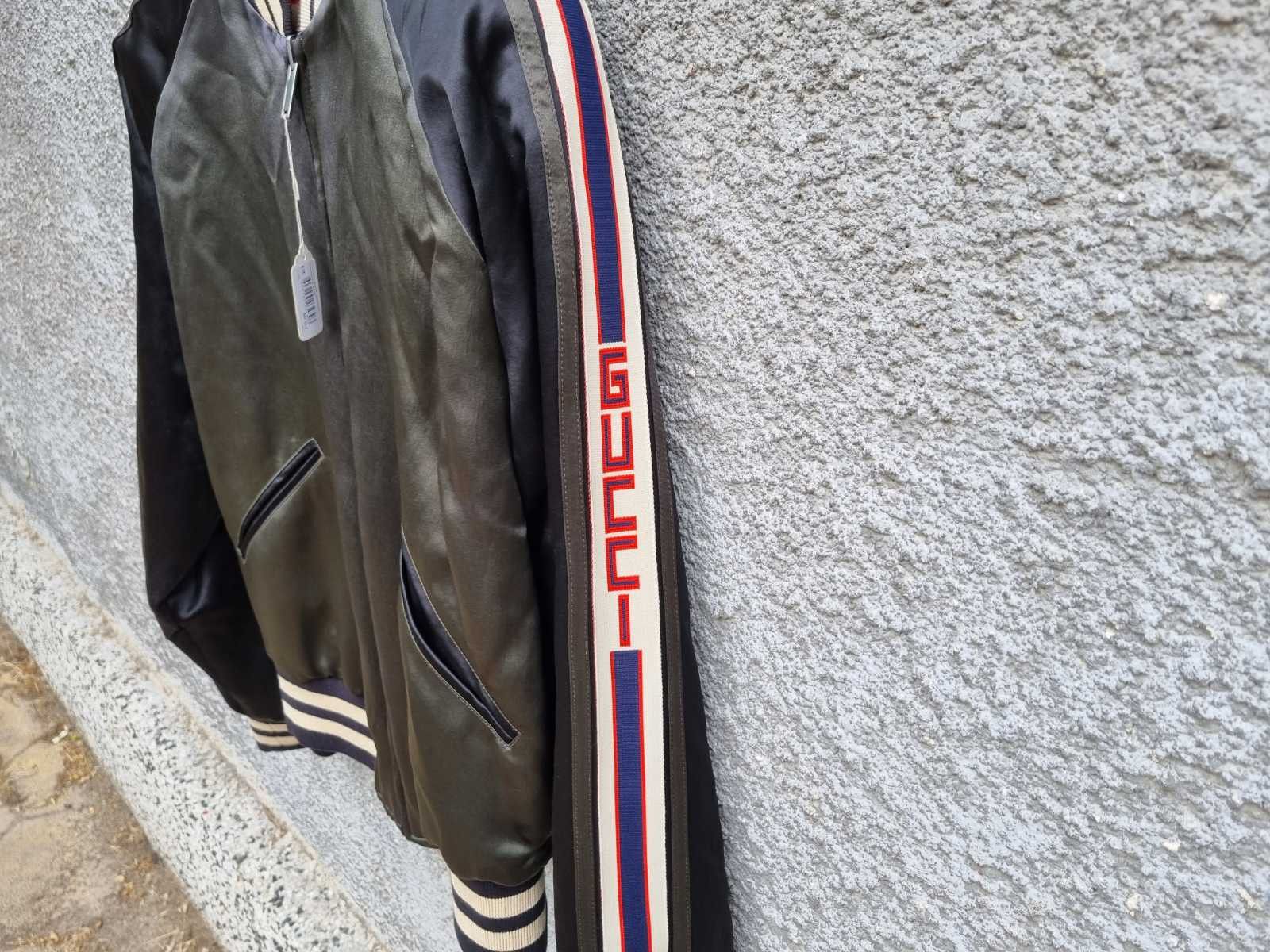 Gucci $3350 Gucci Souvenir Reversible Logo Sleeves Bomber Jacket Size US M / EU 48-50 / 2 - 12 Thumbnail