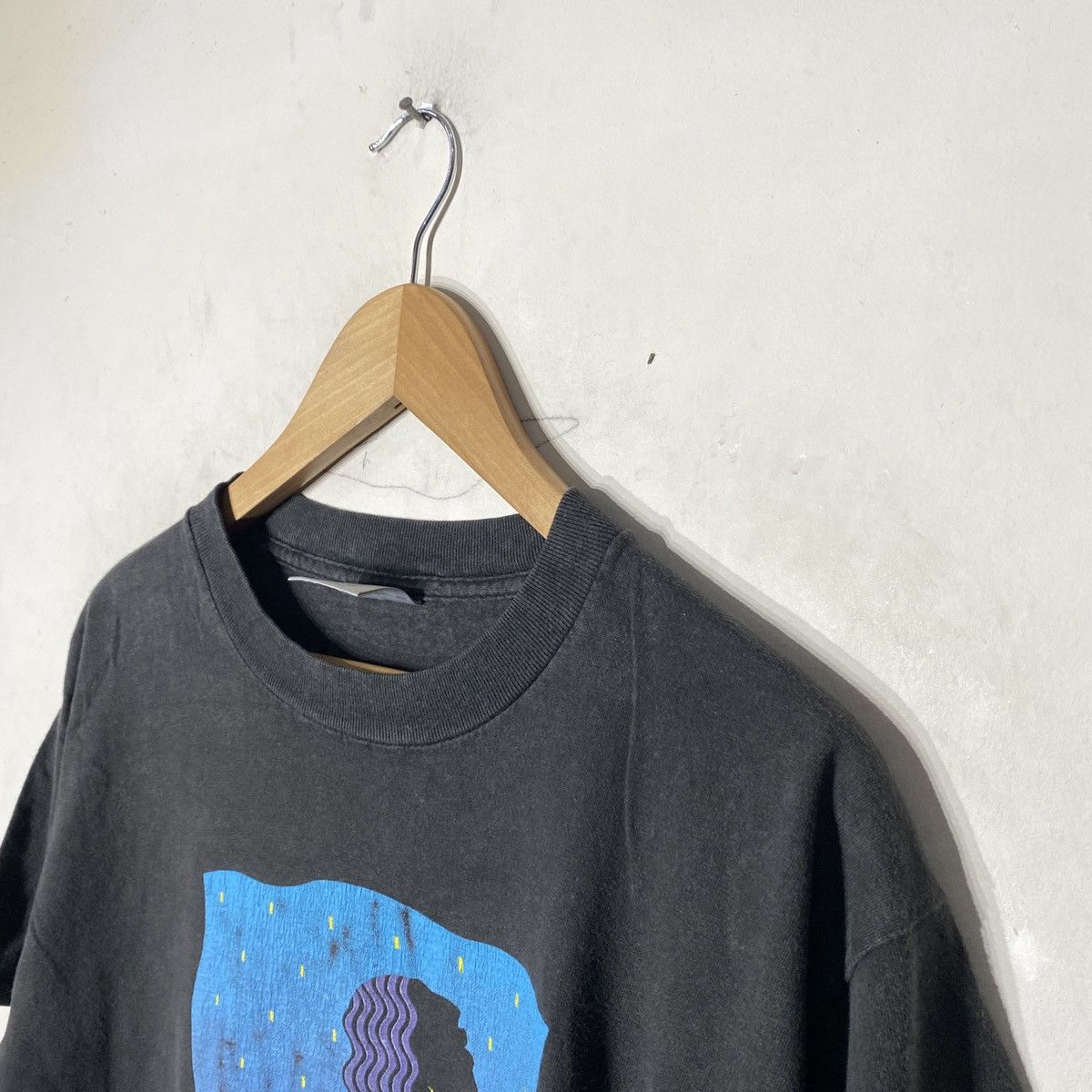 Vintage Vintage Old Globe Theatre Tshirt Size US L / EU 52-54 / 3 - 3 Thumbnail