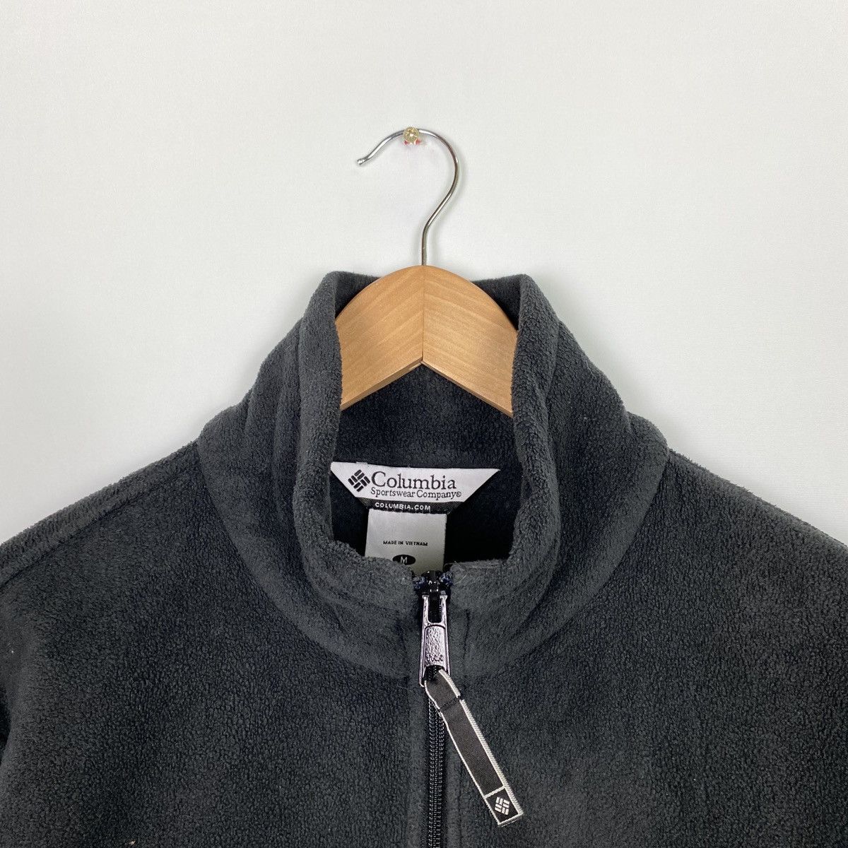 Columbia fleece sweater