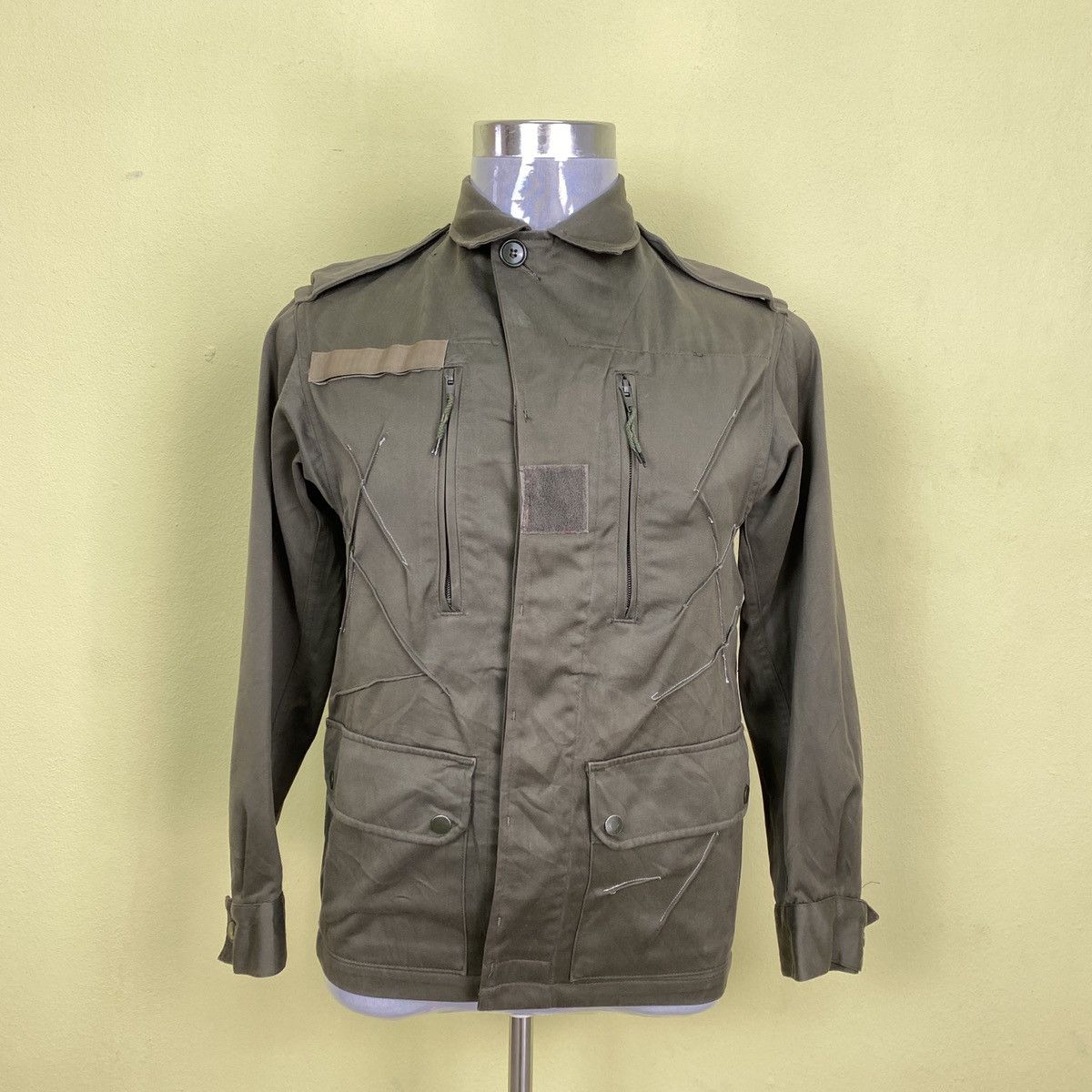 Vintage Vintage Army Issue Jacket Size US S / EU 44-46 / 1 - 4 Thumbnail