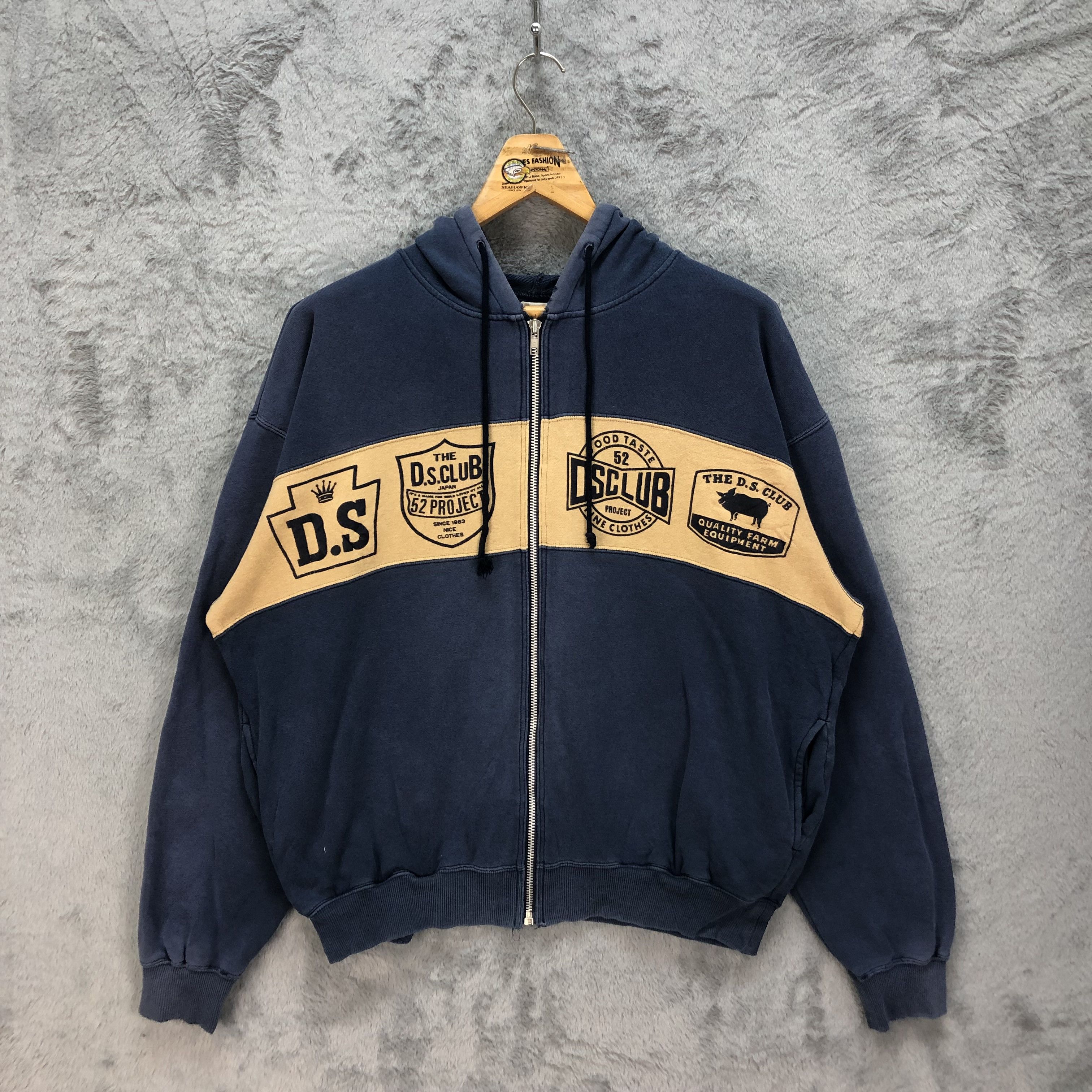 Japanese Brand Vintage The Drug Store's Club Big Logo Hoodies #5332-184 Size US M / EU 48-50 / 2 - 1 Thumbnail