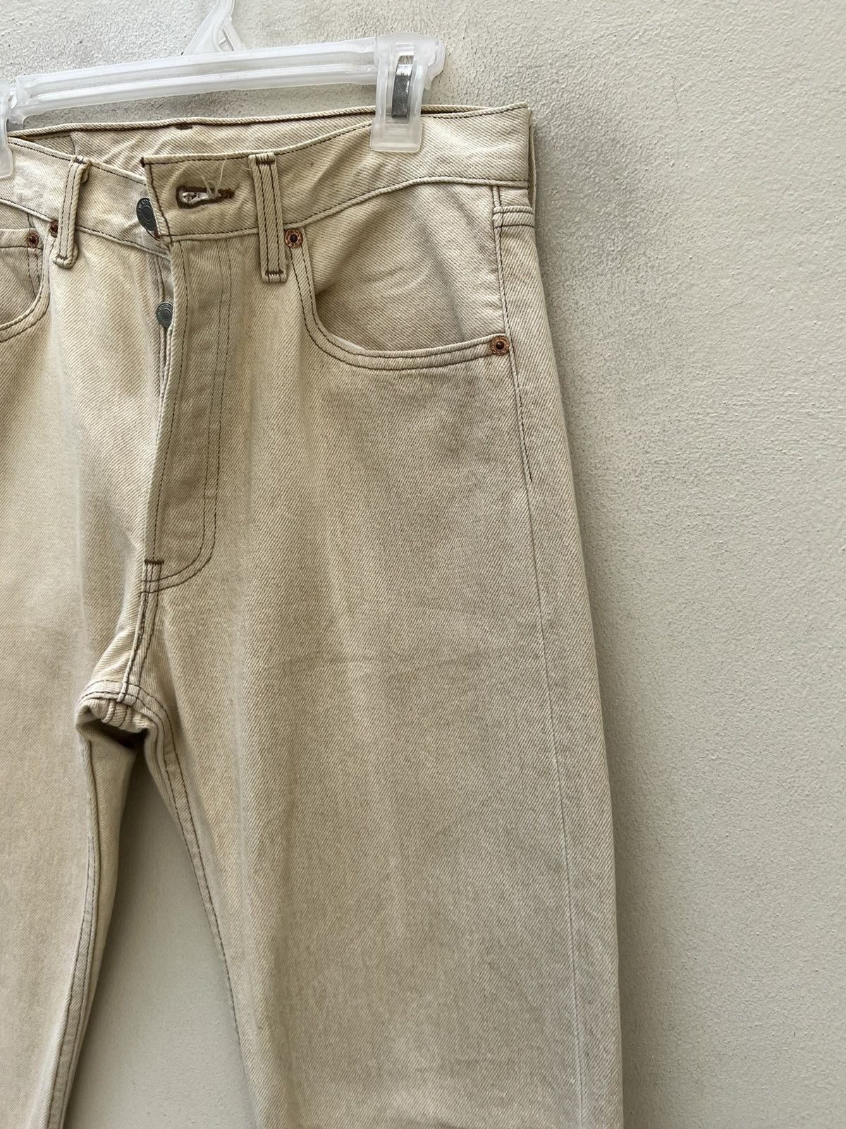 Levi's Vintage 1997 Levi’s 501 Sun Fade Cream Denim Jeans Size US 31 - 9 Thumbnail