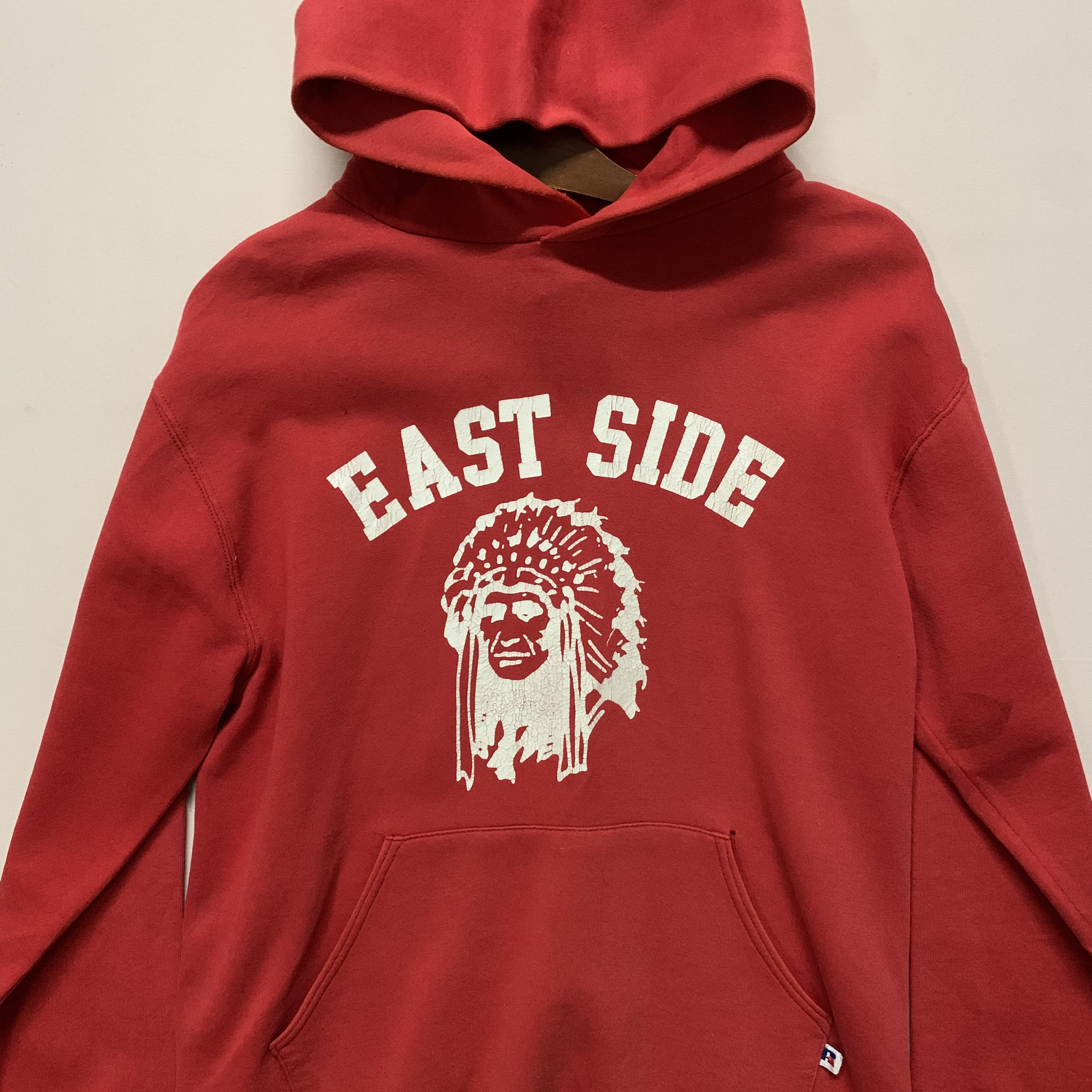 Russell Athletic SEND OFFERS🔥90’s Vintage RUSSELL Athletic Red Indian Hooded Size US M / EU 48-50 / 2 - 2 Thumbnail