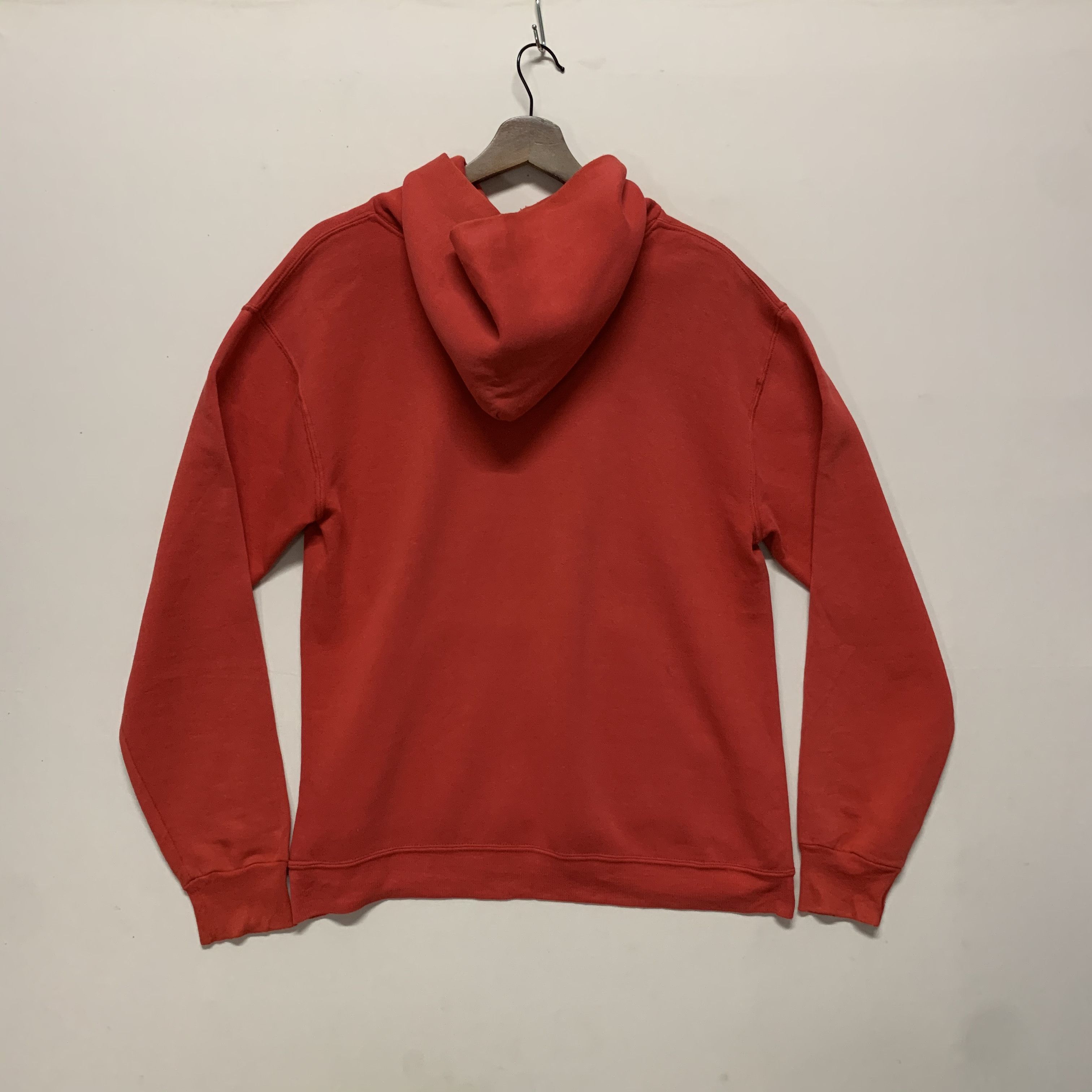 Russell Athletic SEND OFFERS🔥90’s Vintage RUSSELL Athletic Red Indian Hooded Size US M / EU 48-50 / 2 - 7 Thumbnail