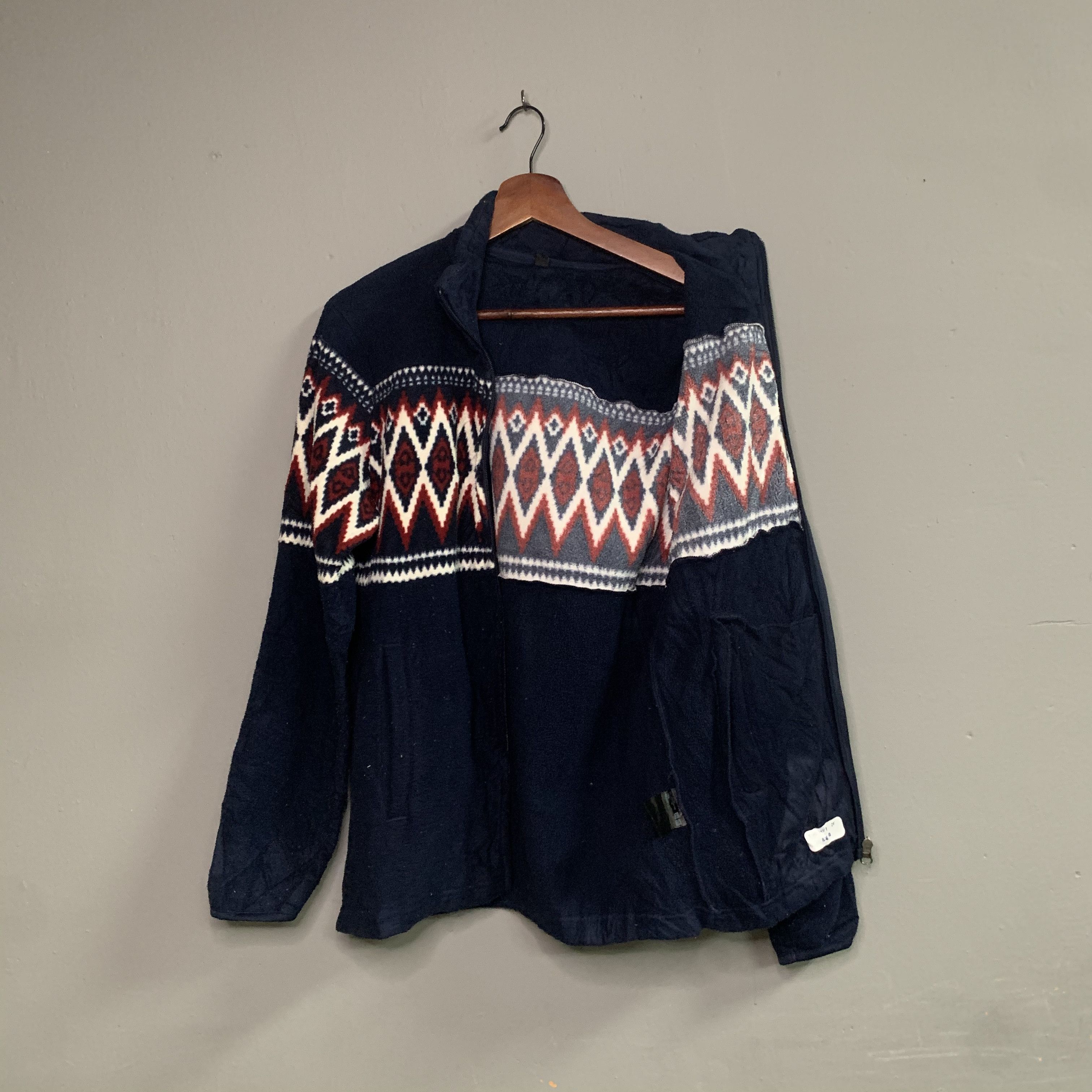 Japanese Brand Japanese Vintage Navajo StyleTribal Zipper Sweatshirt Jacket Size US M / EU 48-50 / 2 - 3 Thumbnail