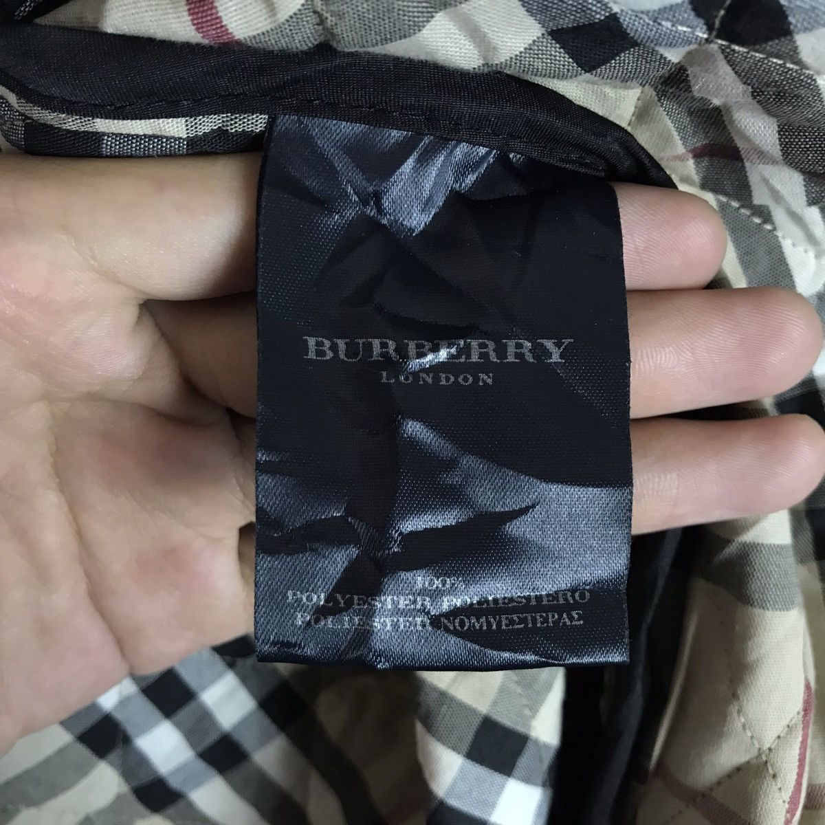 Burberry BURBERRY London Nova Check Black Quilted Jacket Size US M / EU 48-50 / 2 - 9 Thumbnail
