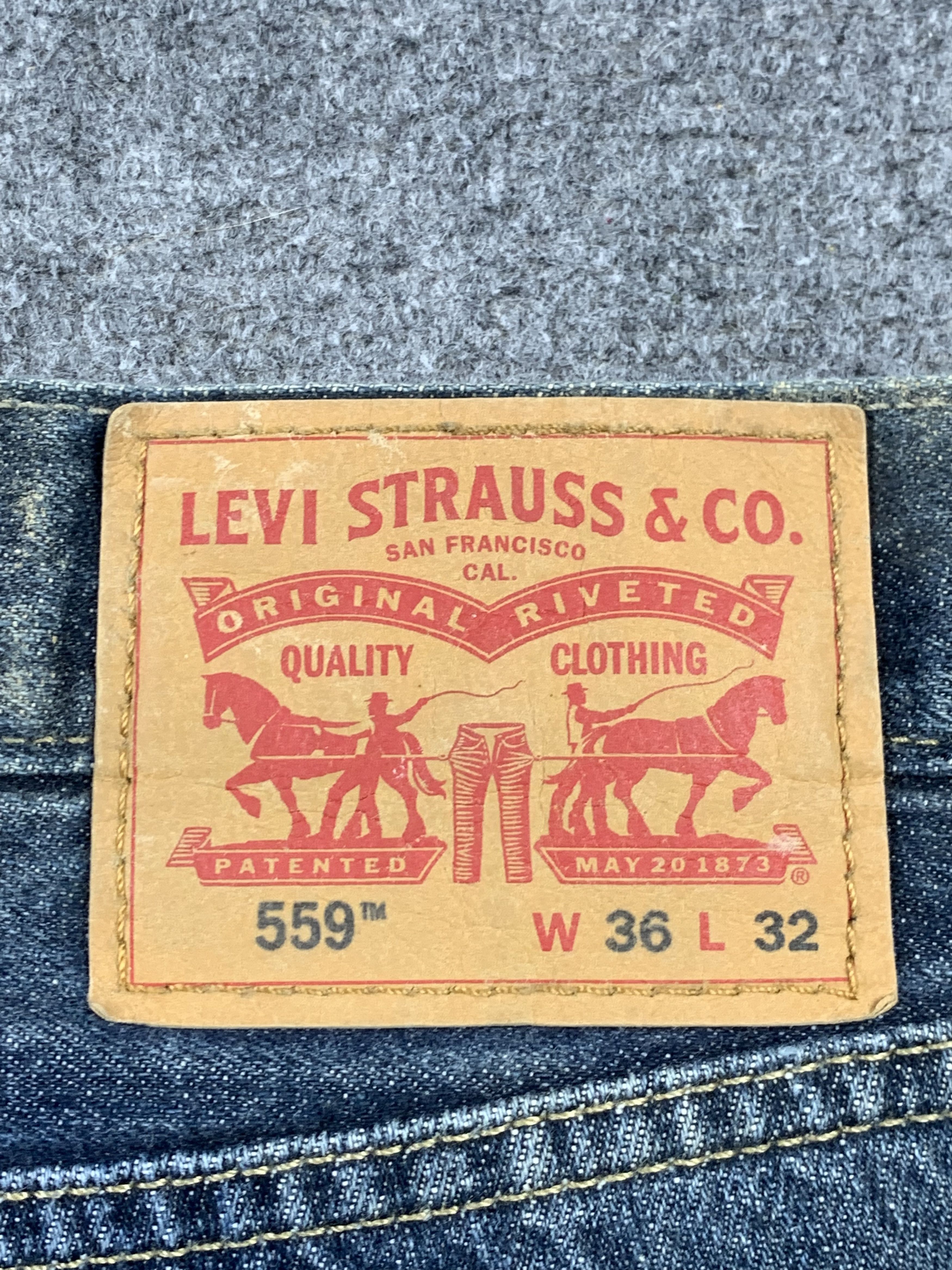 Levi's Vintage Levis 559 Faded Blue Jeans DP2163 Size US 36 / EU 52 - 5 Thumbnail