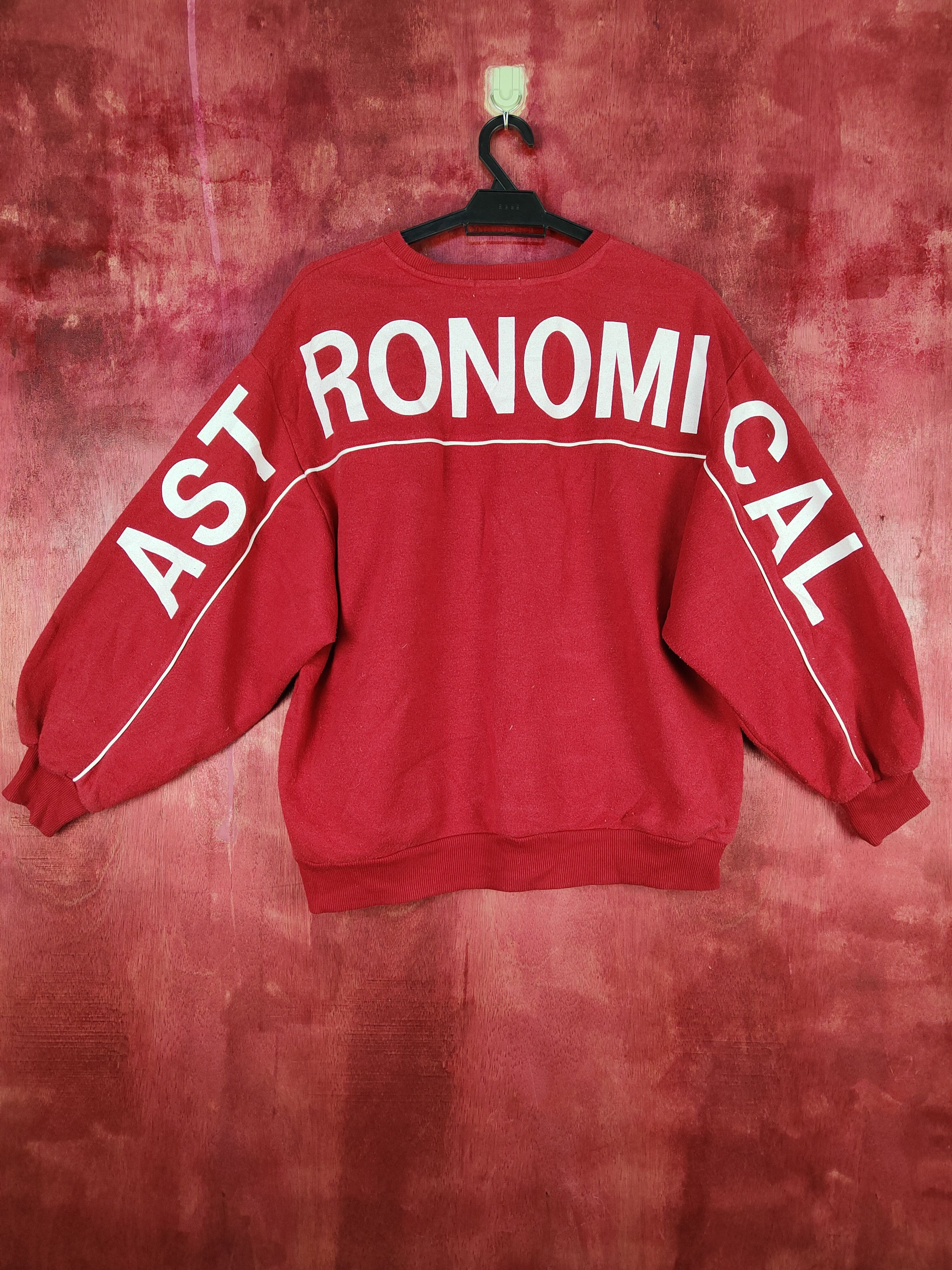 Japanese Brand × Vintage Galyge (Astronomical) Red Sweatshirt japan #4708 Size L / US 10 / IT 46 - 1 Thumbnail