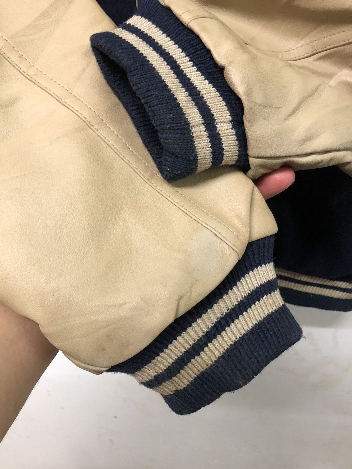 Japanese Brand × Vintage RARE!! VINTAGE SUNTORY COFFEE BOSS WOOL VARSITY JACKET Size US L / EU 52-54 / 3 - 10 Thumbnail